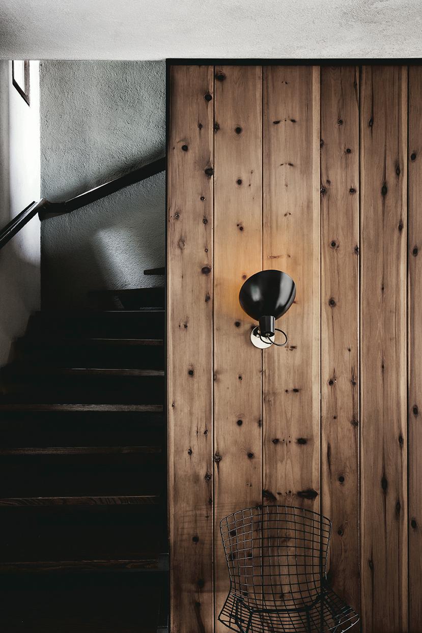 VV Cinquanta Black and Brass Wall Design by Vittoriano Viganò for Astep For Sale 7