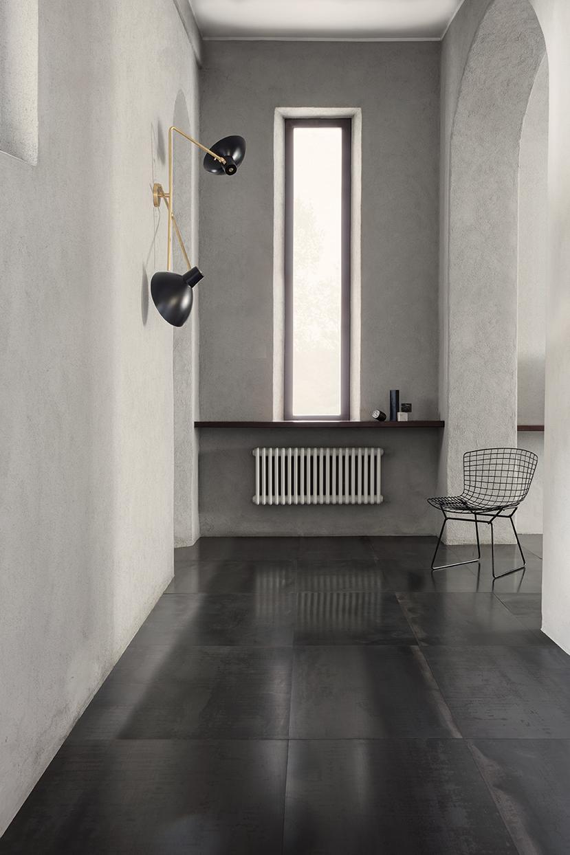 VV Cinquanta Twin Black Wall Lamp Designed by Vittoriano Viganò for Astep In New Condition For Sale In Barcelona, Barcelona