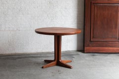 VV Mobler Round Dining Table, Denmark, 1960s