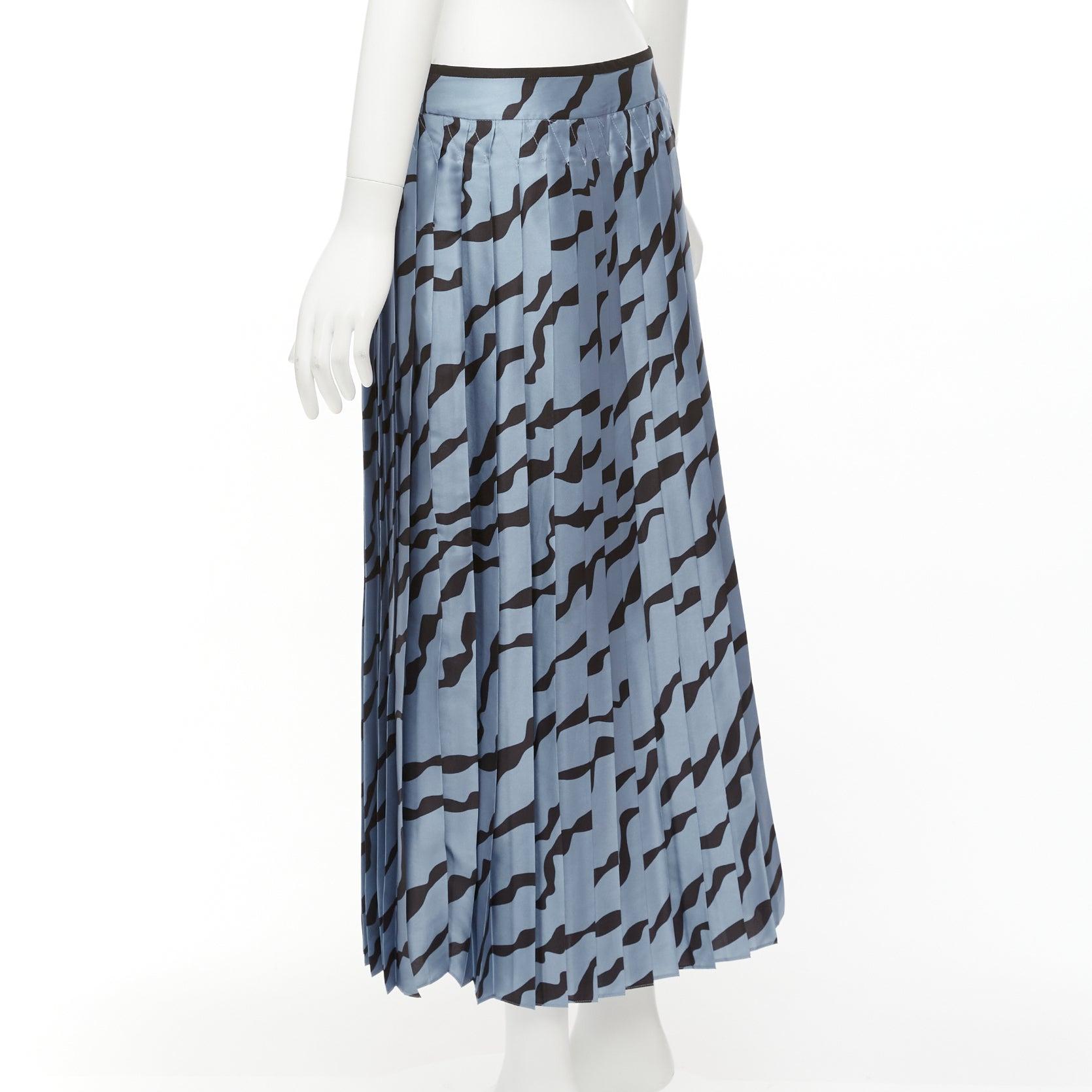 VVB VICTORIA BECKHAM blue black diagonal print pleated bias hem skirt UK8 S For Sale 1