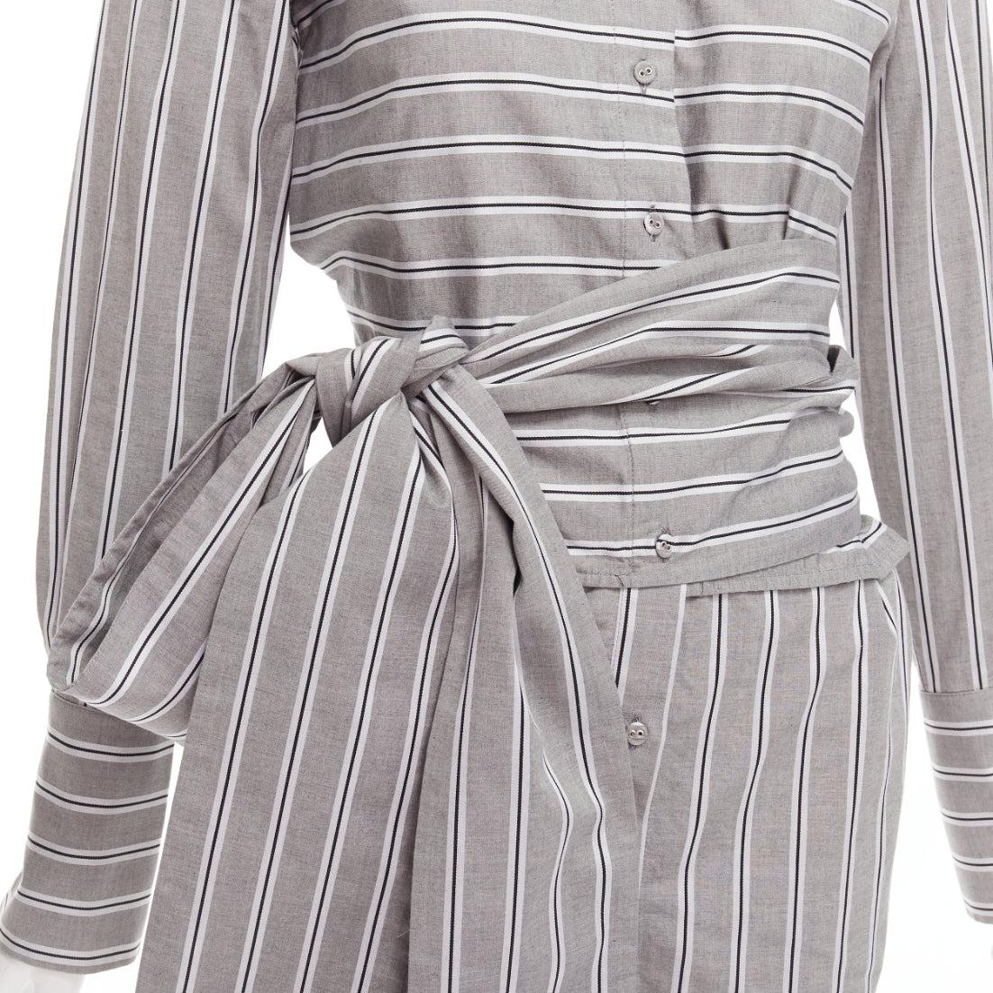 VVB VICTORIA BECKHAM grey striped cotton oversized sash belt tunic shirt UK6 XS
Reference: JACG/A00125
Brand: VVB Victoria Beckham
Designer: Victoria Beckham
Collection: VVB
Material: Cotton
Color: White, Grey
Pattern: Striped
Closure: Button
Made