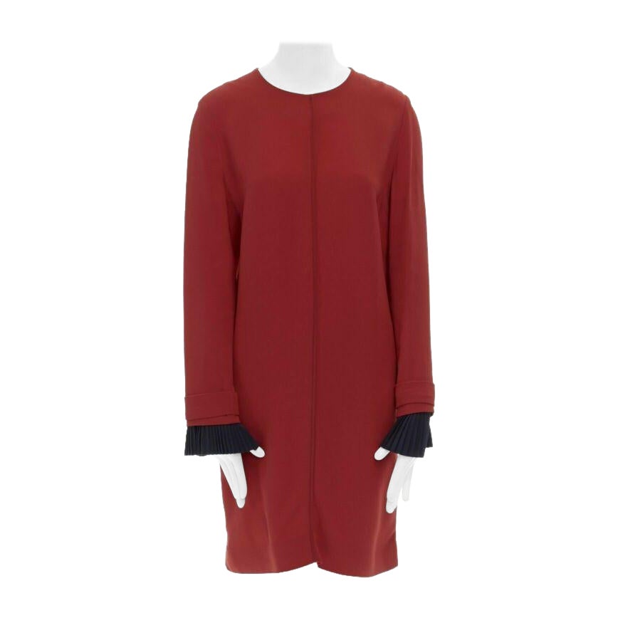 VVB Victoria Beckham, abito a maniche lunghe in crepe rosso navy con polsini a pieghe UK10 M.
