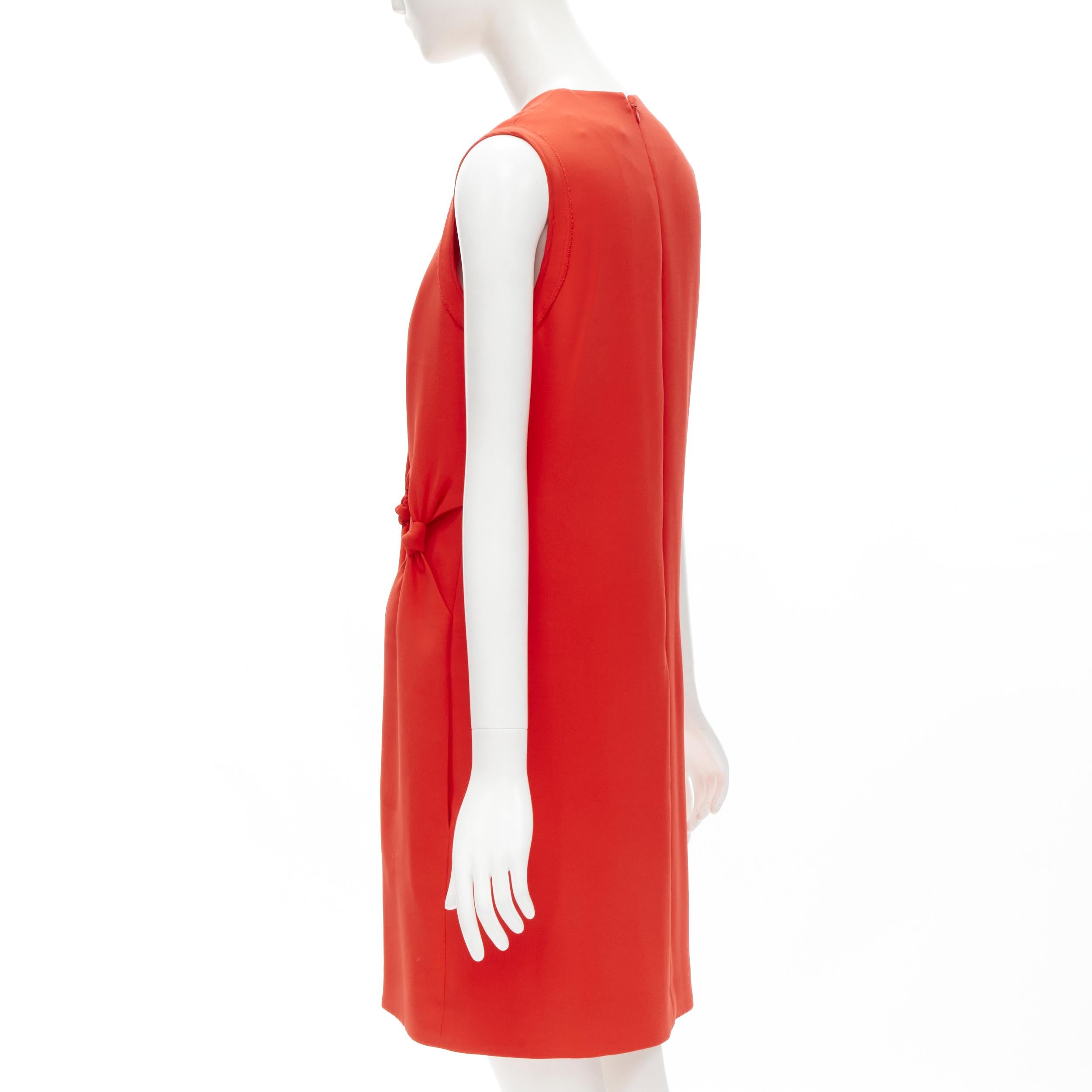 VVB VICTORIA BECKHAM red polyester crepe knot detail cocktail dress UK8 S In Excellent Condition For Sale In Hong Kong, NT