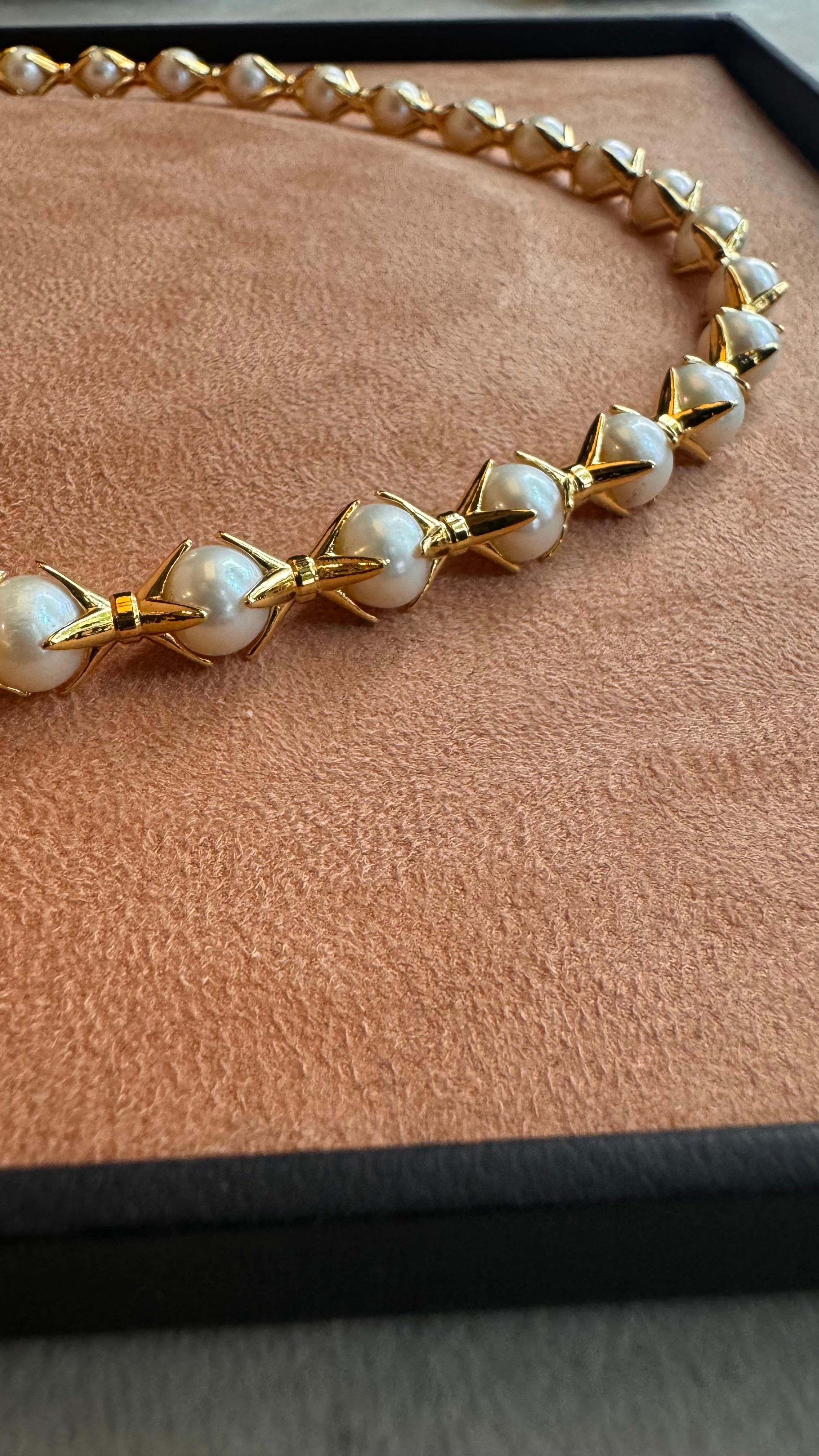 Women's or Men's W Chain with 18k Gold Plating and Natural Pearls - By Crayons Sao Paulo For Sale