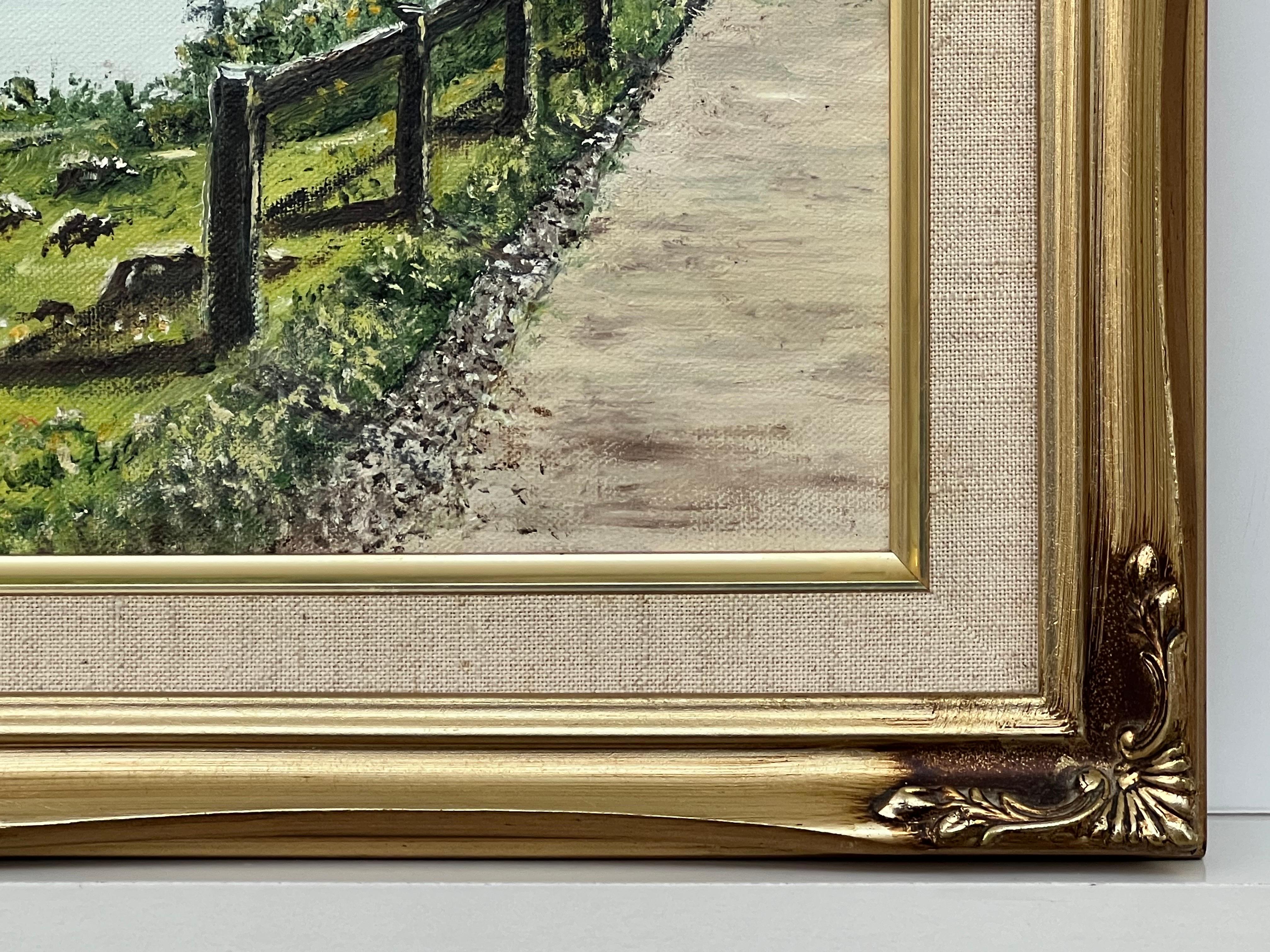 Baumgesäumte Flussszene im Sommer mit Zaumzeug in der englischen Landschaft von dem britischen Künstler W. Gilbert 

Kunst misst 16 x 12 Zoll
Rahmen misst 22 x 18 Zoll

Dieses Gemälde zeigt einen ruhigen Flussuferweg, der von üppigem Grün und hohen,