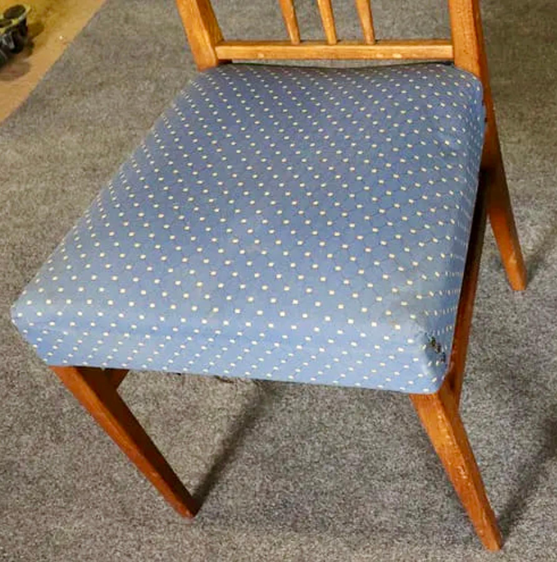 W. H. Russell für Gordon Russell Esszimmerstühle im Angebot 3