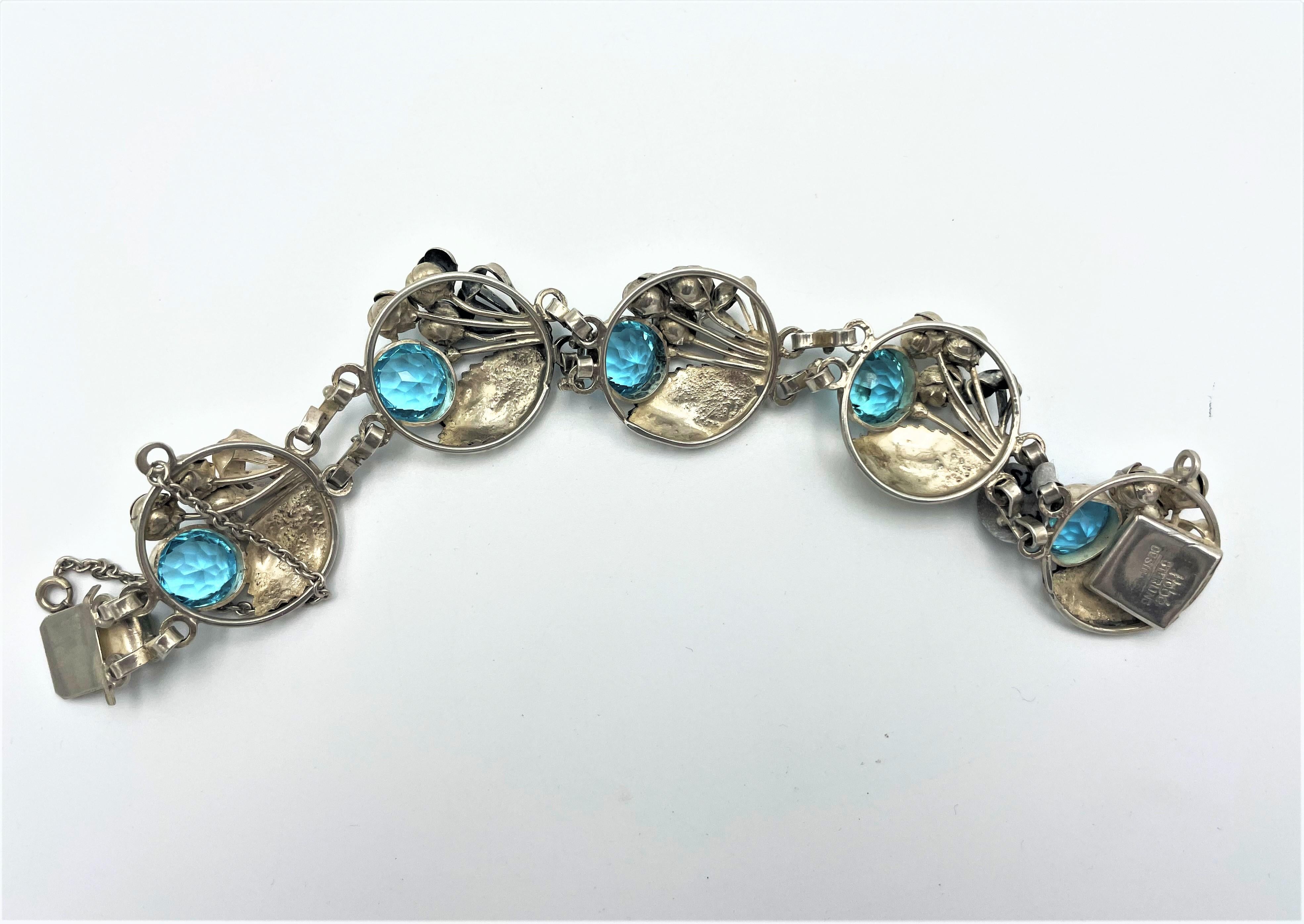 Round Cut W.  Hobè of NY Sterling Silver Bracelet with aqua cut rhinestones, USA 1940s  For Sale