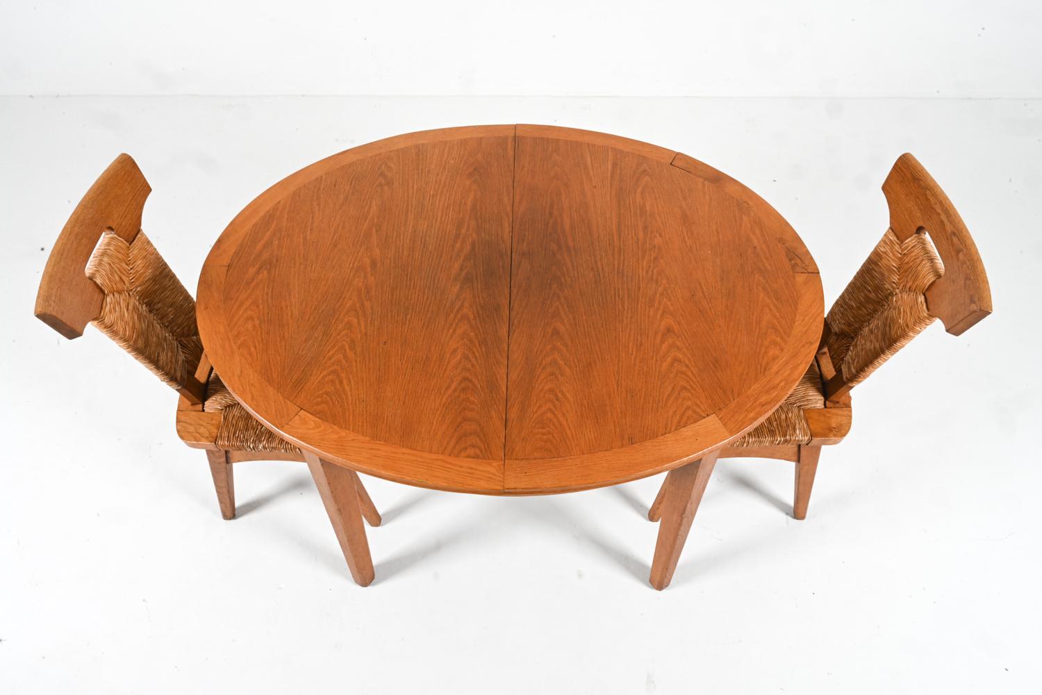 W. Kuyper Dutch Arts & Crafts Dining Suite in Oak & Rush, c. 1920s For Sale 1