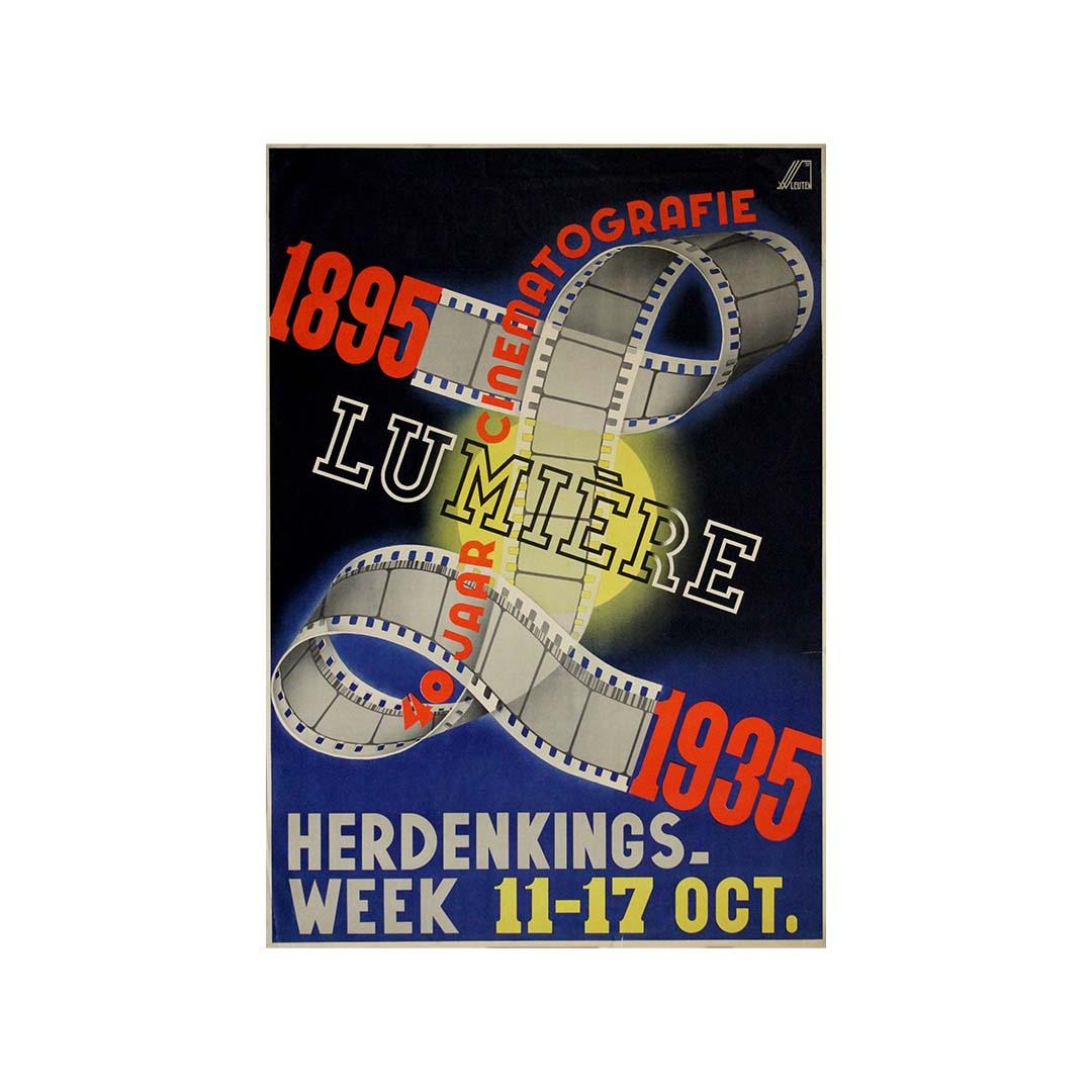Affiche de 1935 pour commémorer les 40 ans du cinématographe - Frères Lumière en vente 2
