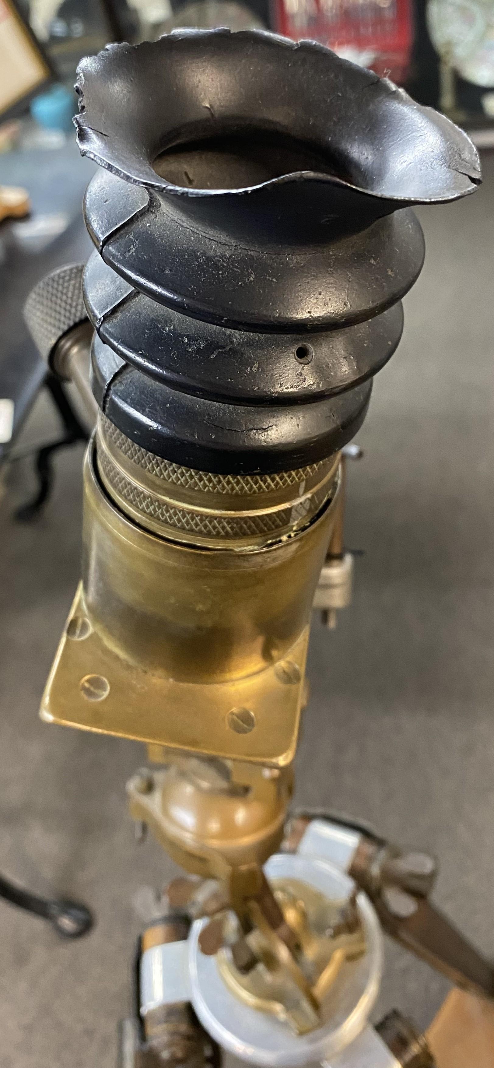 W. Ottway & Co Ltd Brass Power 7 Telescope on Wooden Tripod Stand en vente 3