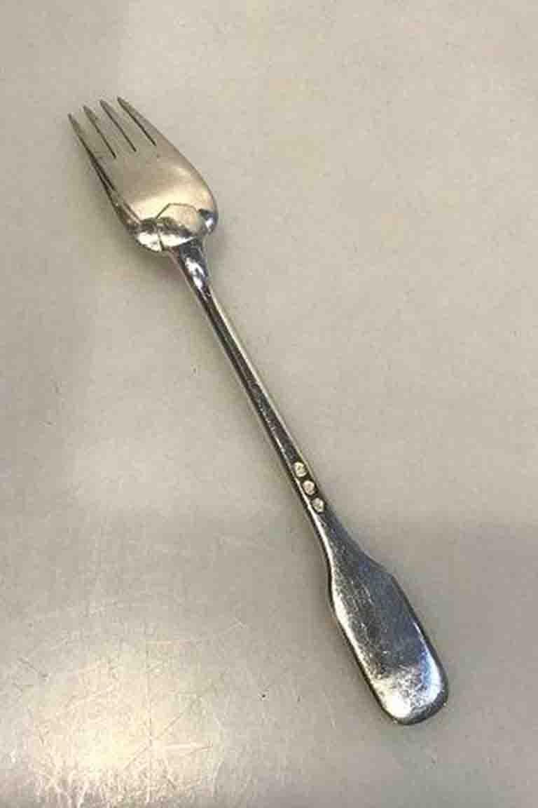 W & S. Sorensen silver old Danish Luncheon fork 

Measures 17 cm(6 11/16 in).

