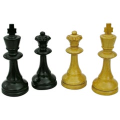 W. T. Pinney "Liberty" Club Chess Set in Original Box, circa 1940-1945