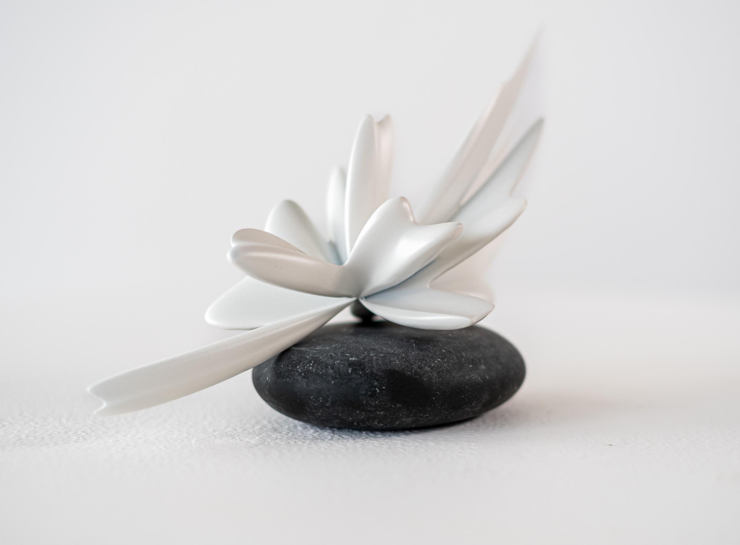 Gen-Form Study No.3 - contemporary, abstract, indoor resin sculpture - Abstract Sculpture by W.W. Hung