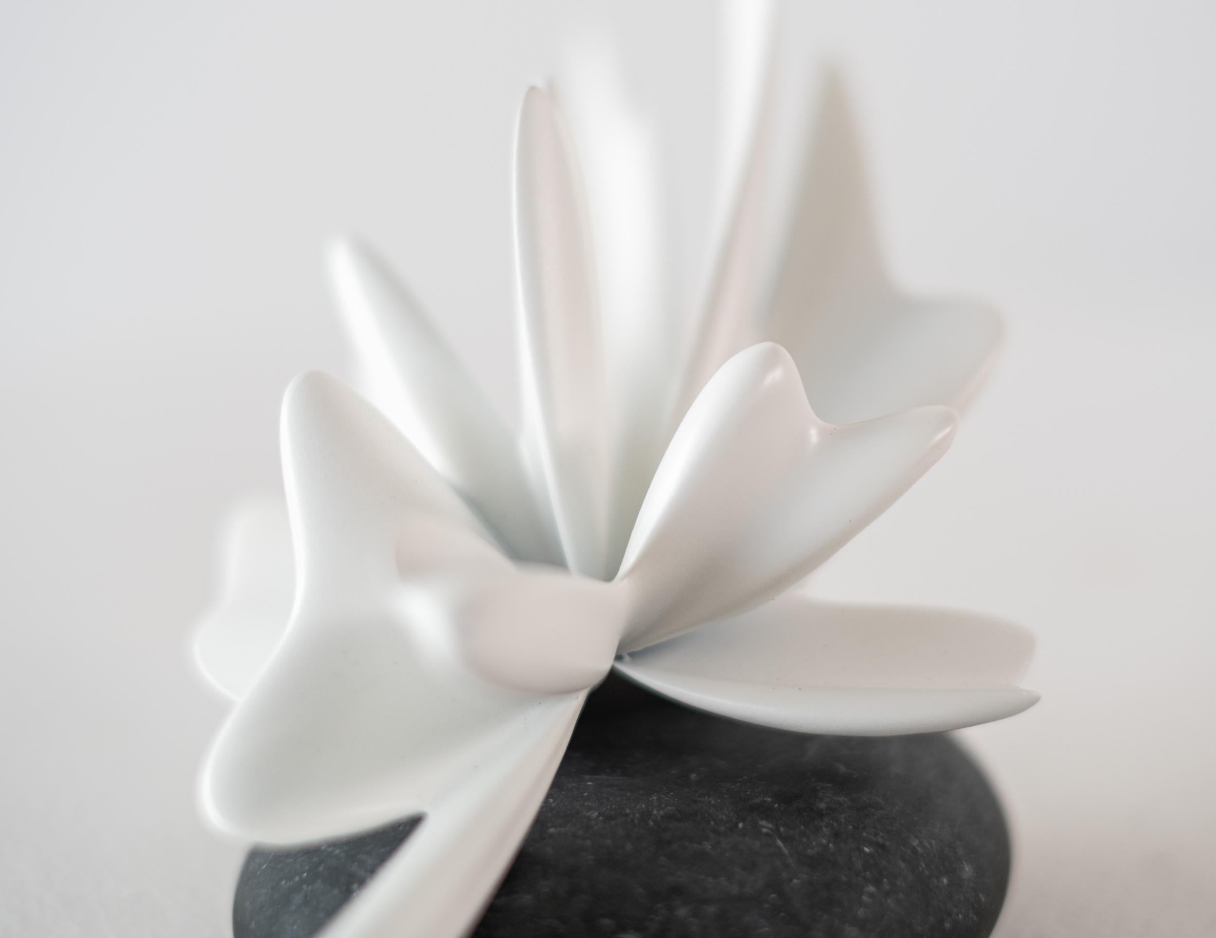 Gen-Form Study No.3 - contemporary, abstract, indoor resin sculpture For Sale 3