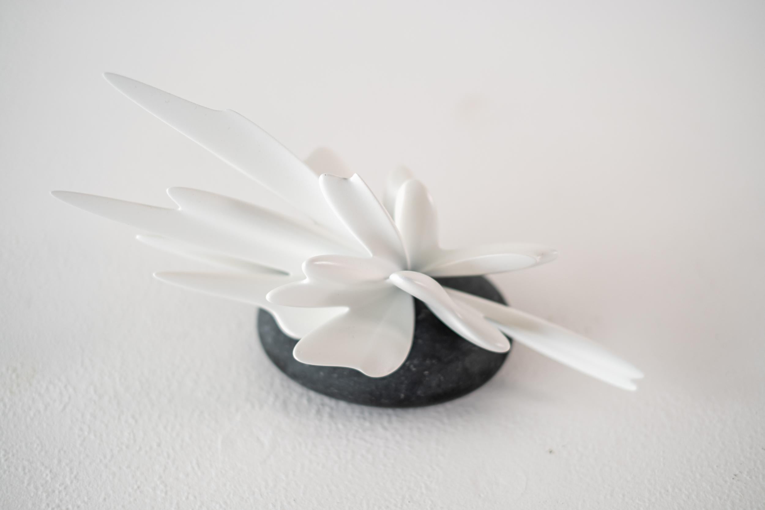 Gen-Form Study No.3 - contemporary, abstract, indoor resin sculpture For Sale 4