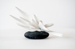 Gen-Form Study No.3 - scultura contemporanea, astratta, in resina per interni