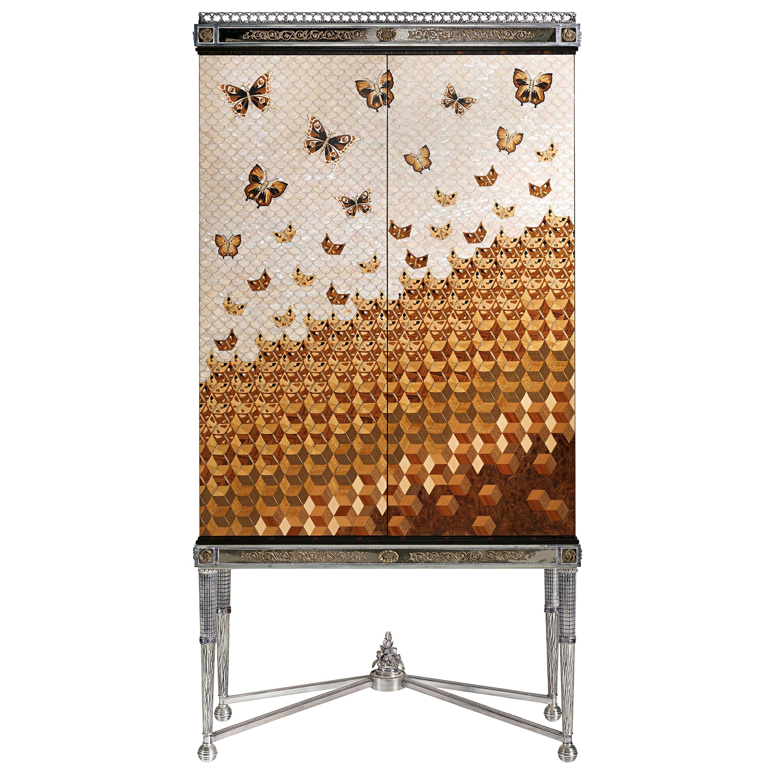 W052 Armoire à bijoux italienne incrustée de bois et de nacre par Zanaboni en vente