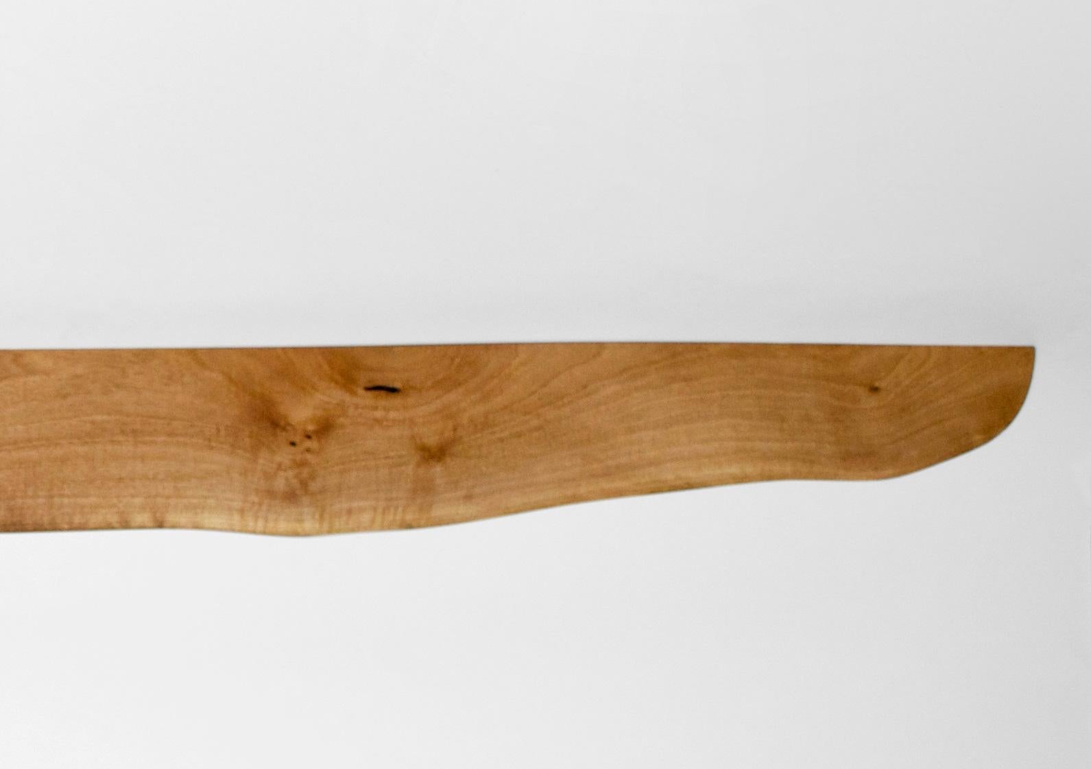 W1254 Wall Hanging Shelf in European Walnut Wood by Jörg Pietschmann In Excellent Condition For Sale In Geneve, CH