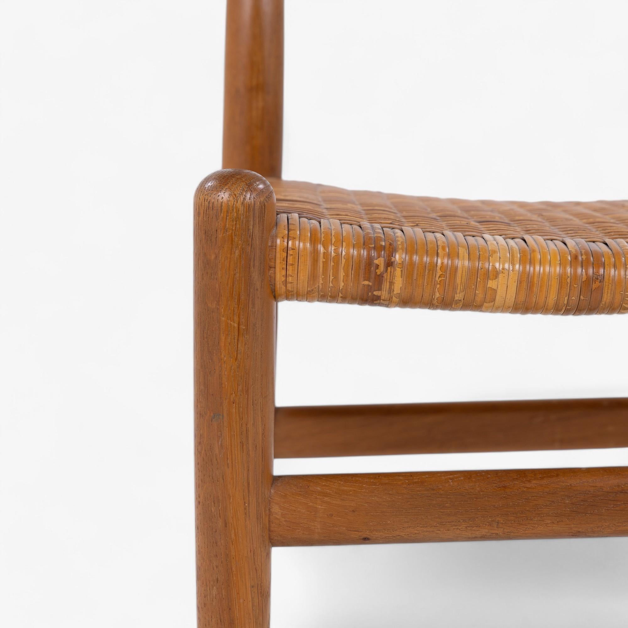 XX secolo W2 - Sedia da pranzo di Hans J. Wegner in vendita