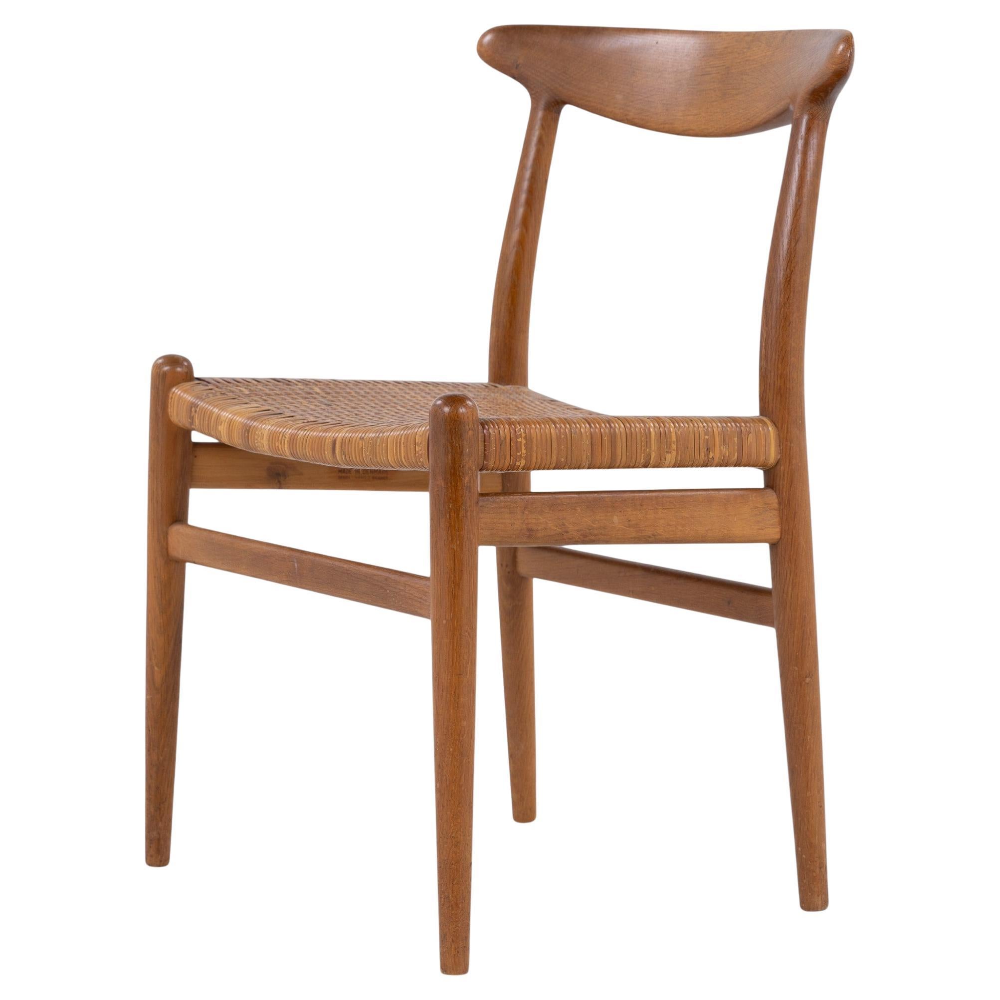W2 - Dining chair by Hans J. Wegner