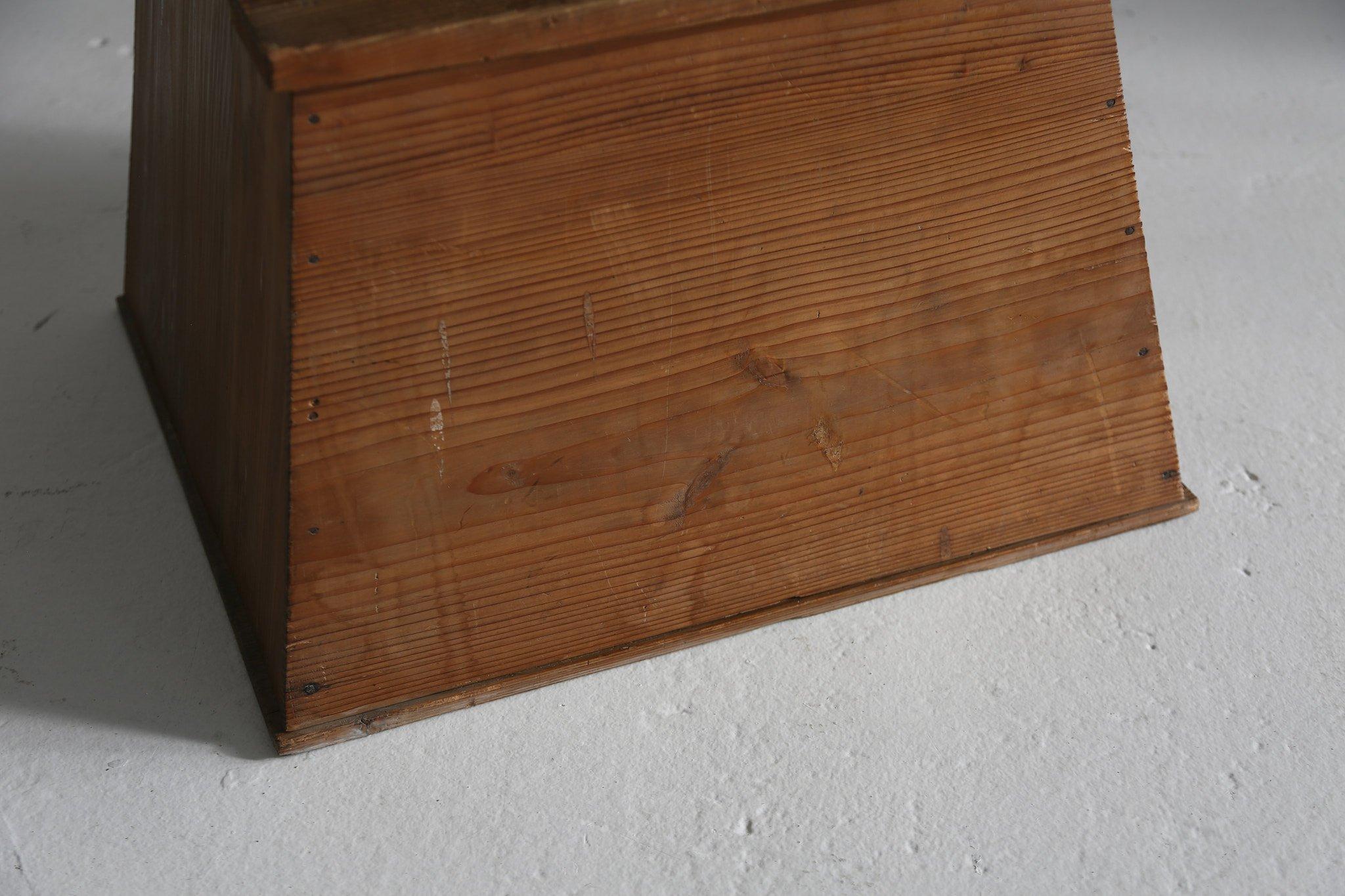 Wabi Sabi 1960s Japanese Cedar Box Steps In Good Condition For Sale In London, England
