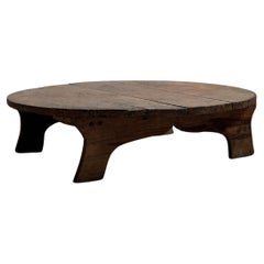 Mesa de centro o auxiliar antigua Wabi Sabi, Europa, principios del siglo XX