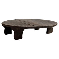 Mesa de centro o auxiliar antigua Wabi Sabi, Europa, principios del siglo XX