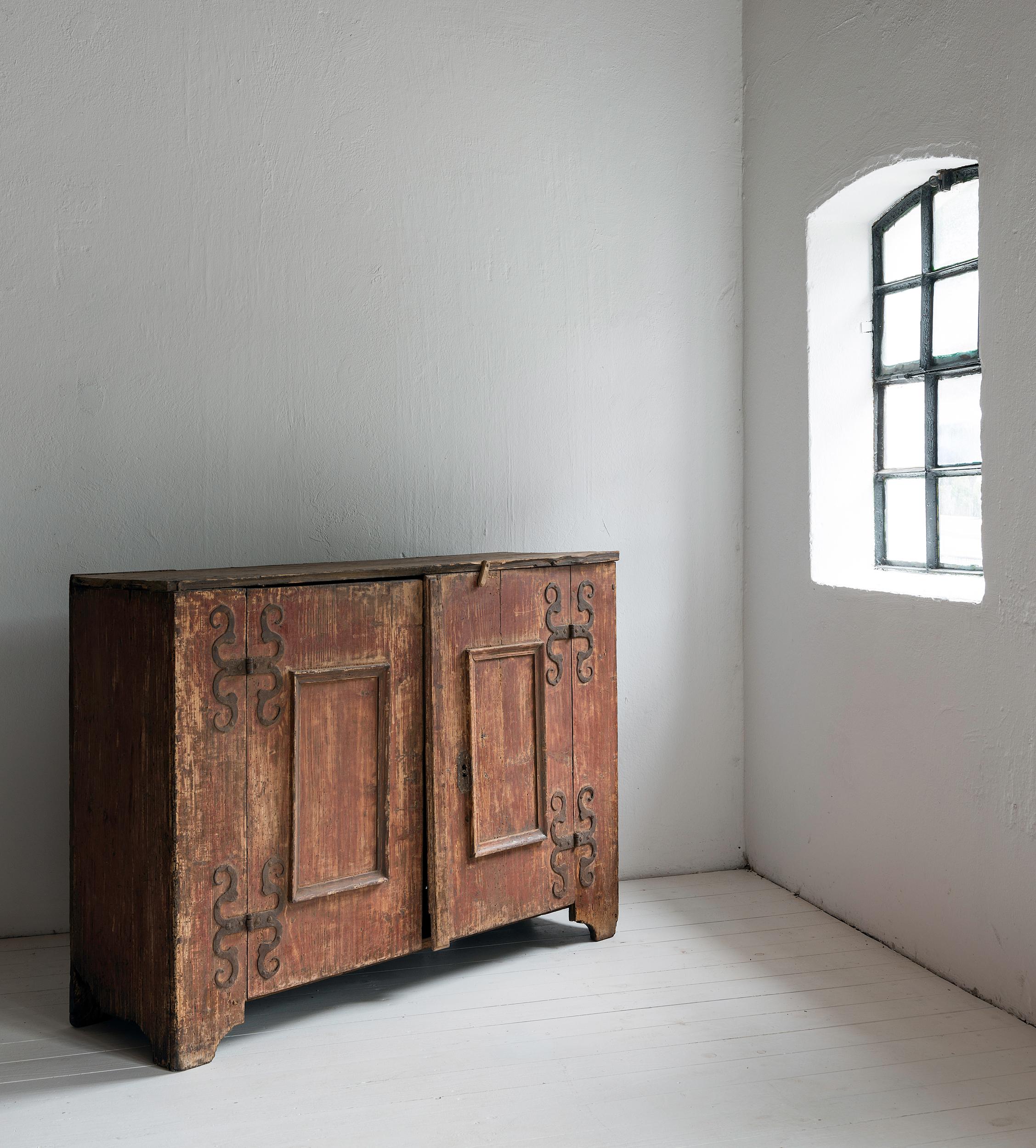 Renaissance Wabi Sabi Beautiful All Original 17th Century Buffet in Original Paint