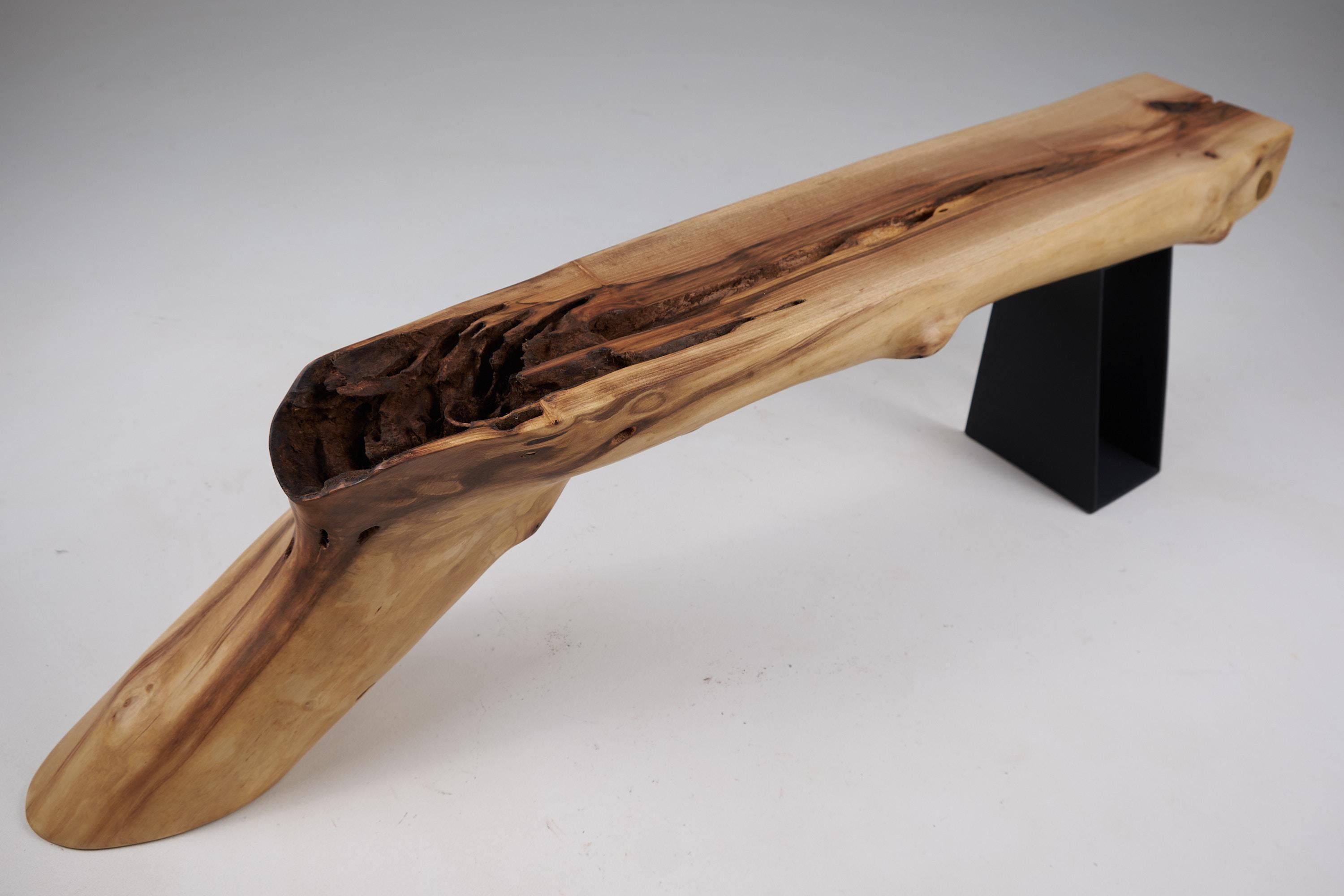 Croato Logniture, Panchina Wabi-Sabi, Brutalista, Noce, Naturale ed Eco Friendly in vendita
