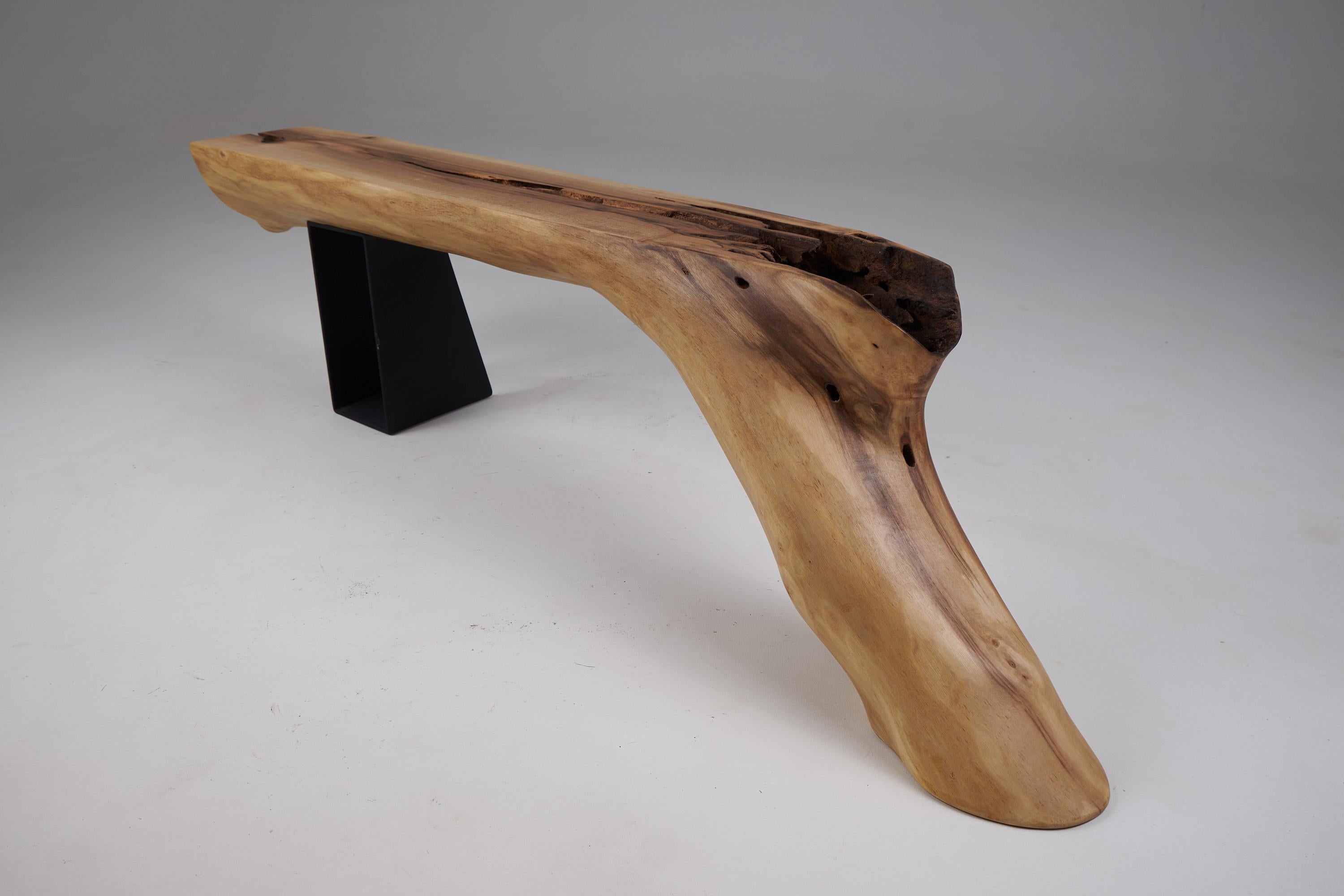Legno Logniture, Panchina Wabi-Sabi, Brutalista, Noce, Naturale ed Eco Friendly in vendita