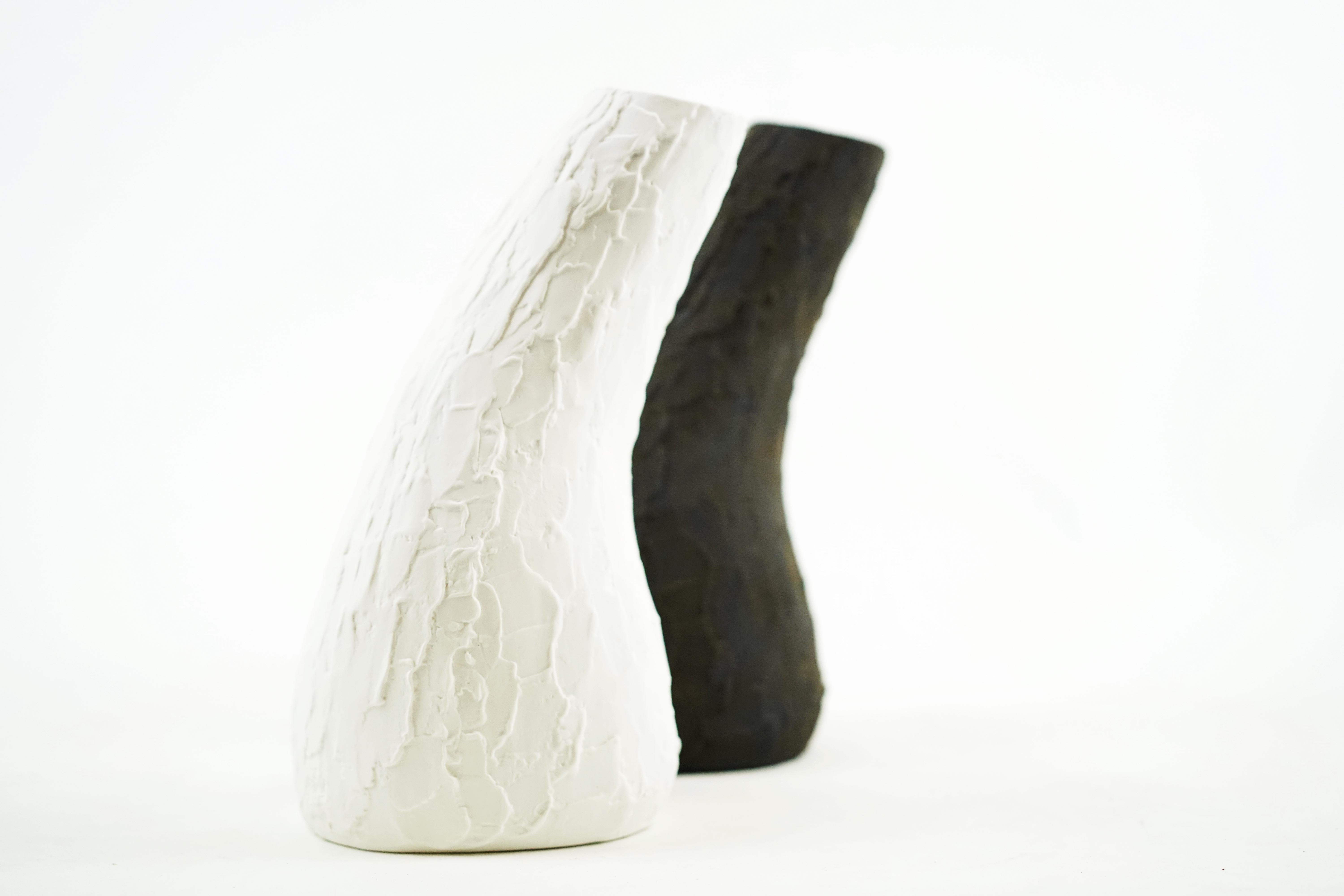 Céramique Vase en céramique à nœud Wabi Sabi en vente