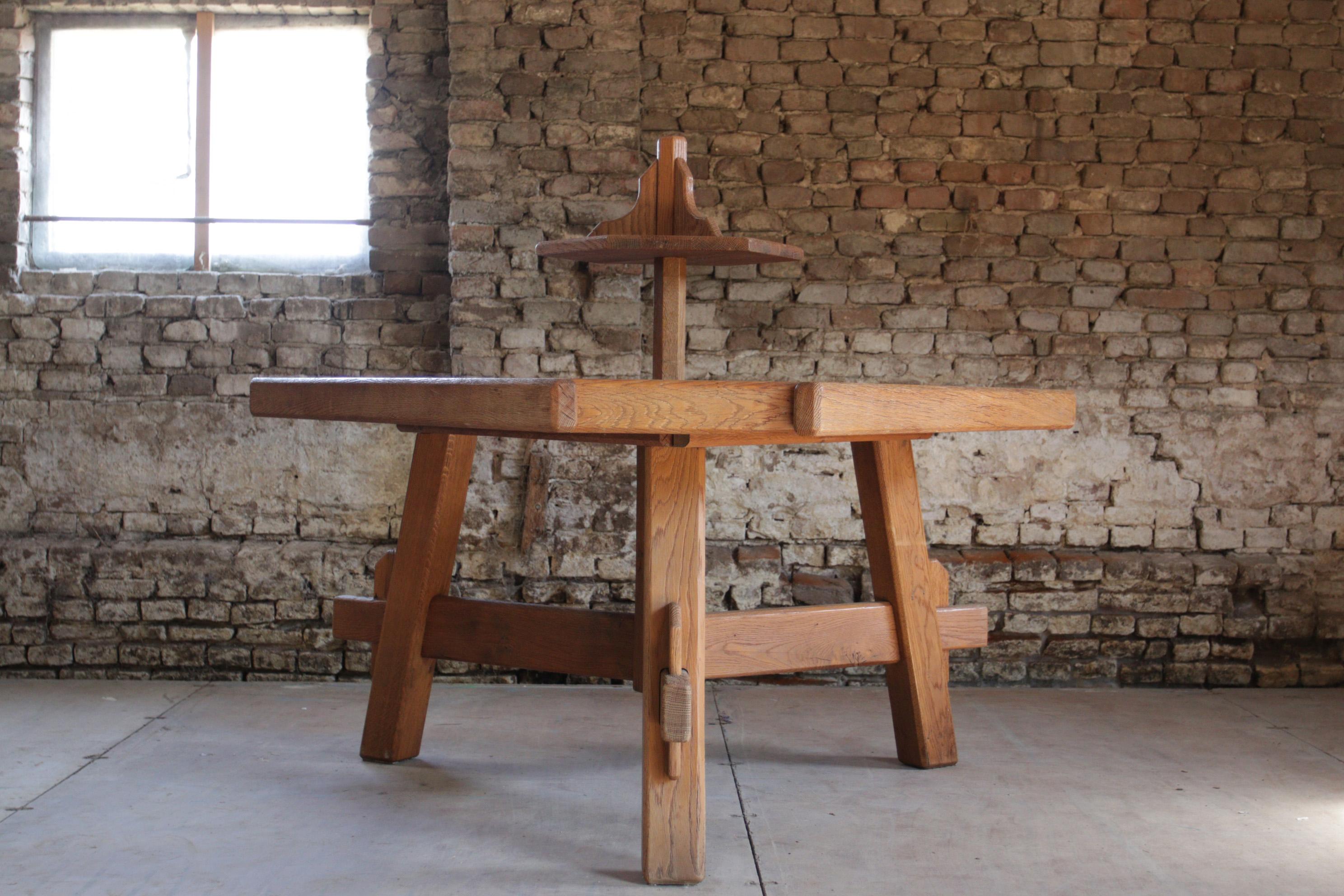 Experience the timeless beauty and artistic allure of this vintage oak triangular dining table, a true masterpiece that seamlessly combines sustainable design with natural elegance. Specifically designed to accommodate six chairs. Crafted with