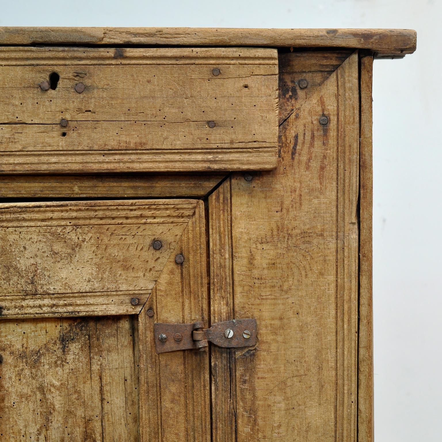 wabi sabi cabinet, 1850’s For Sale 5
