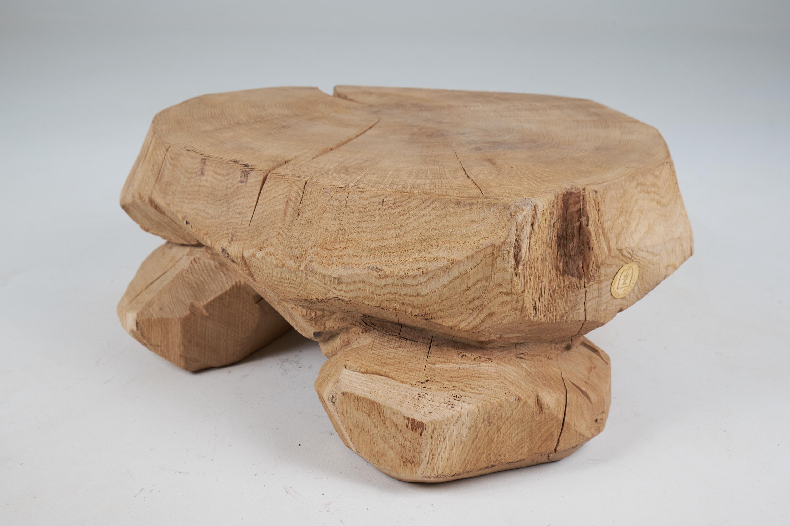 Wabi-Sabi-Beistelltisch aus Eiche, natürlich und umweltfreundlich, Logniture 3