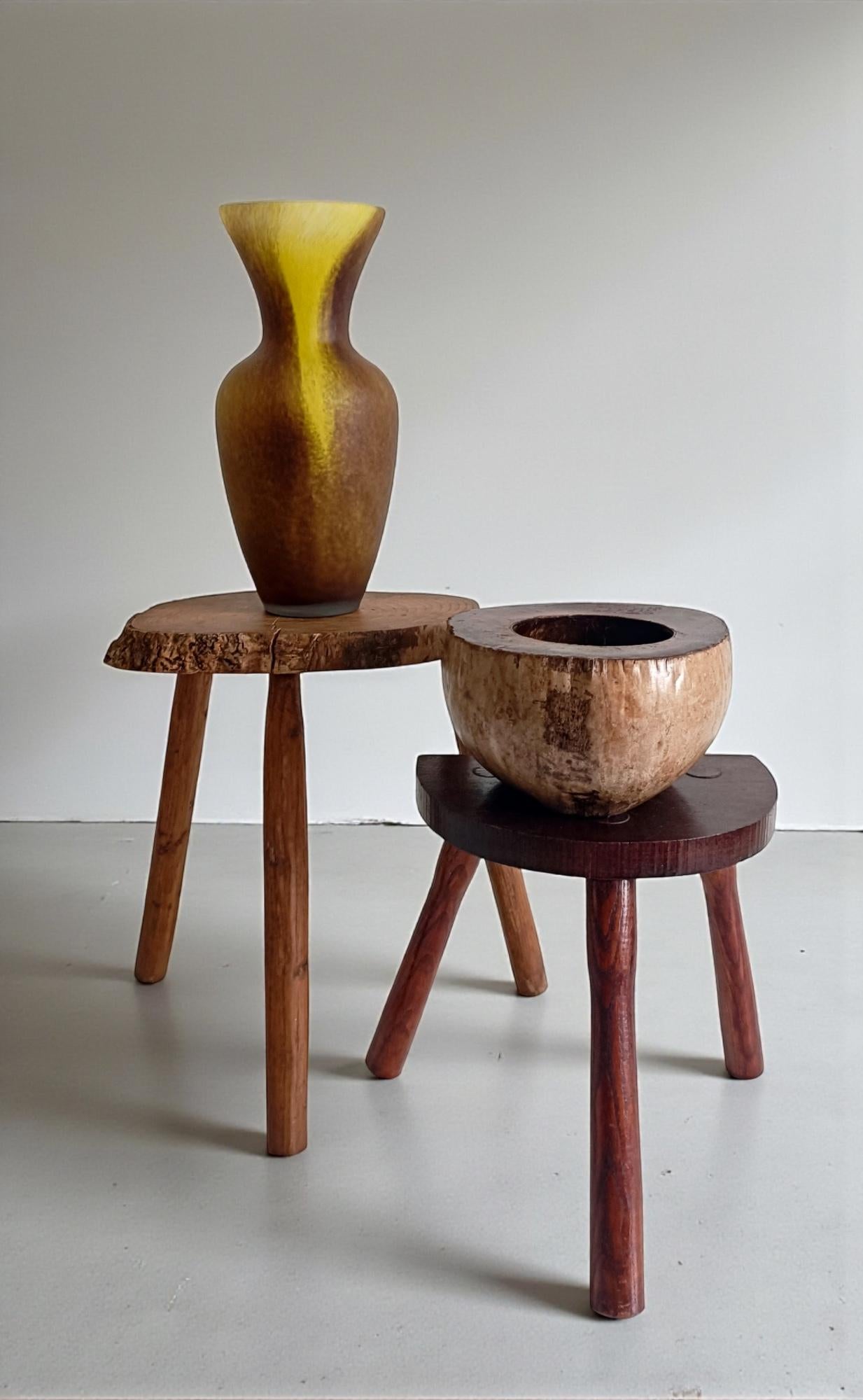 Wabi Sabi Captador / Centro de Mesa Moderno y Ecológico de Coco de Mer, Francia, Siglo XIX

Un Coco de Mar Moderno Ecológico Wabi Sabi absolutamente precioso, originario de las islas Seychelles y tallado a mano en Francia hacia el siglo XIX.

Esta