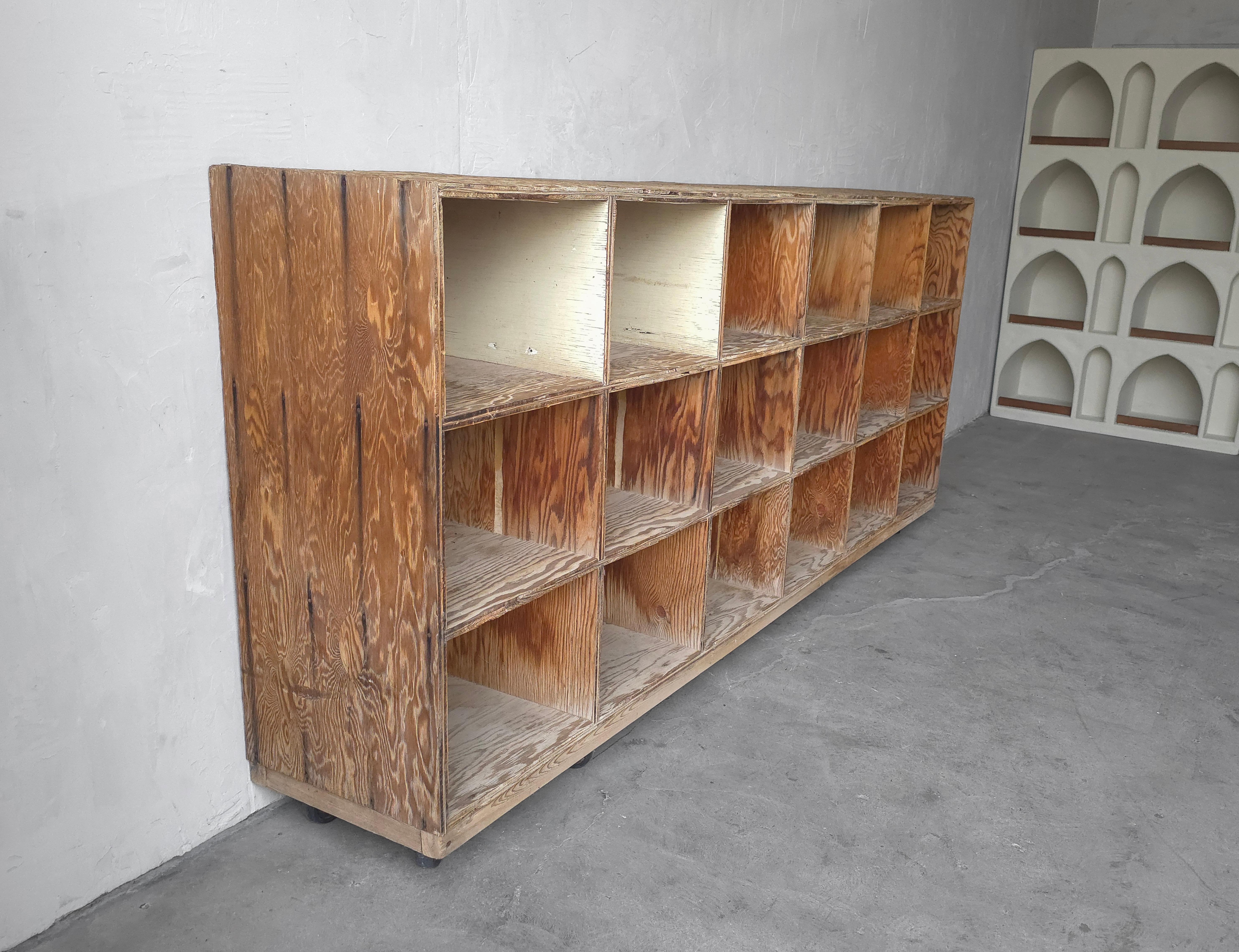 Wabi Sabi Armario Taller Vintage 18 Cubículos en venta 1