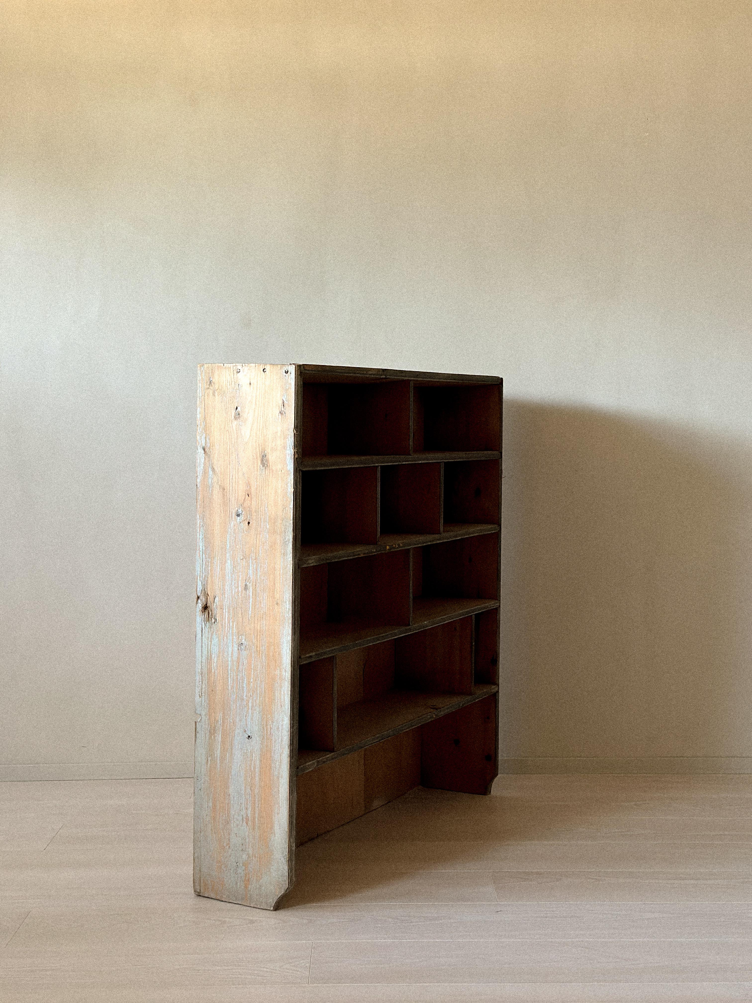 Primitivo Wabi Sabi Primitive Bookshelf, 1800s, Scandinavia in vendita