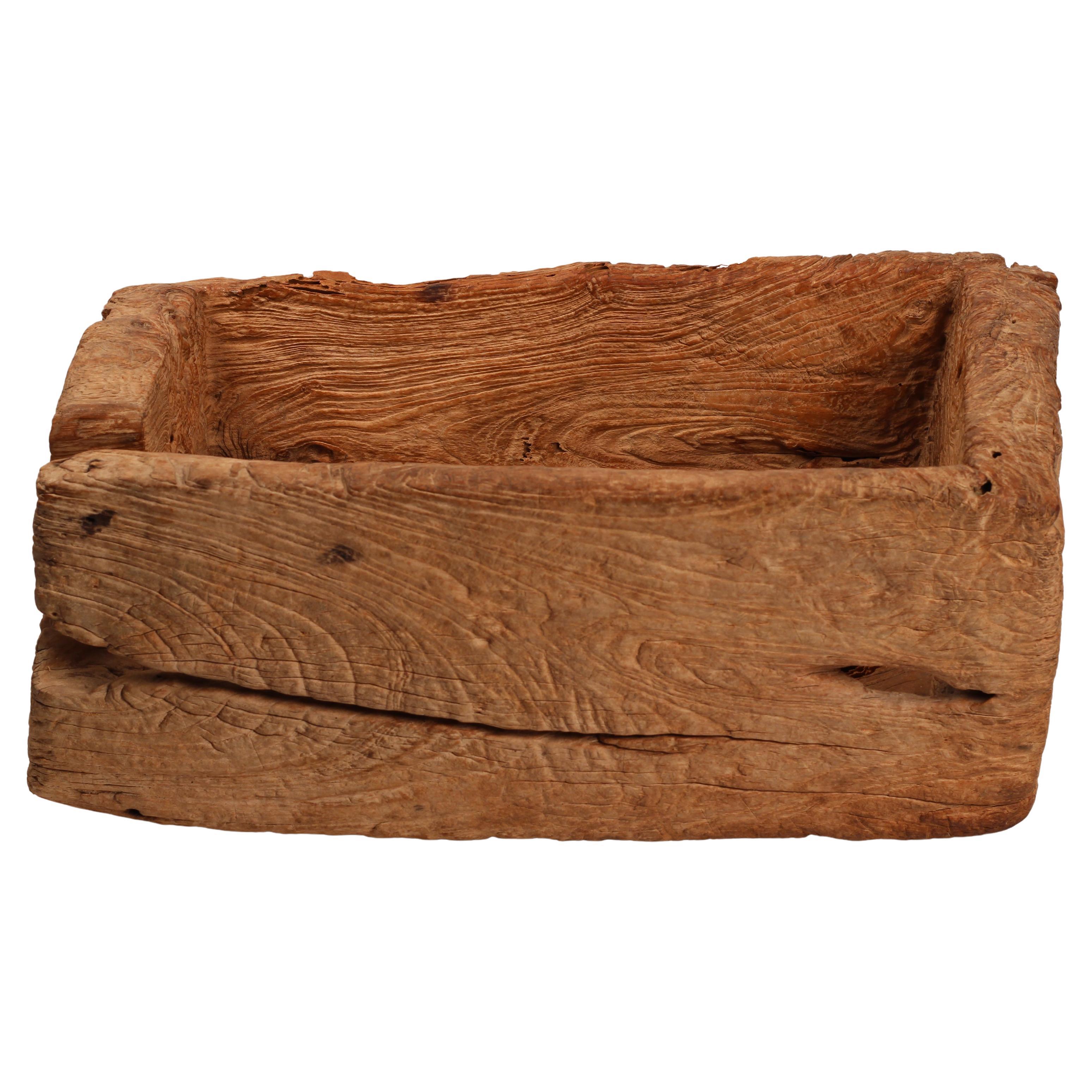 Wabi-Sabi Primitive Wooden Trough - Vessel Lombok sculpté à la main en vente 3