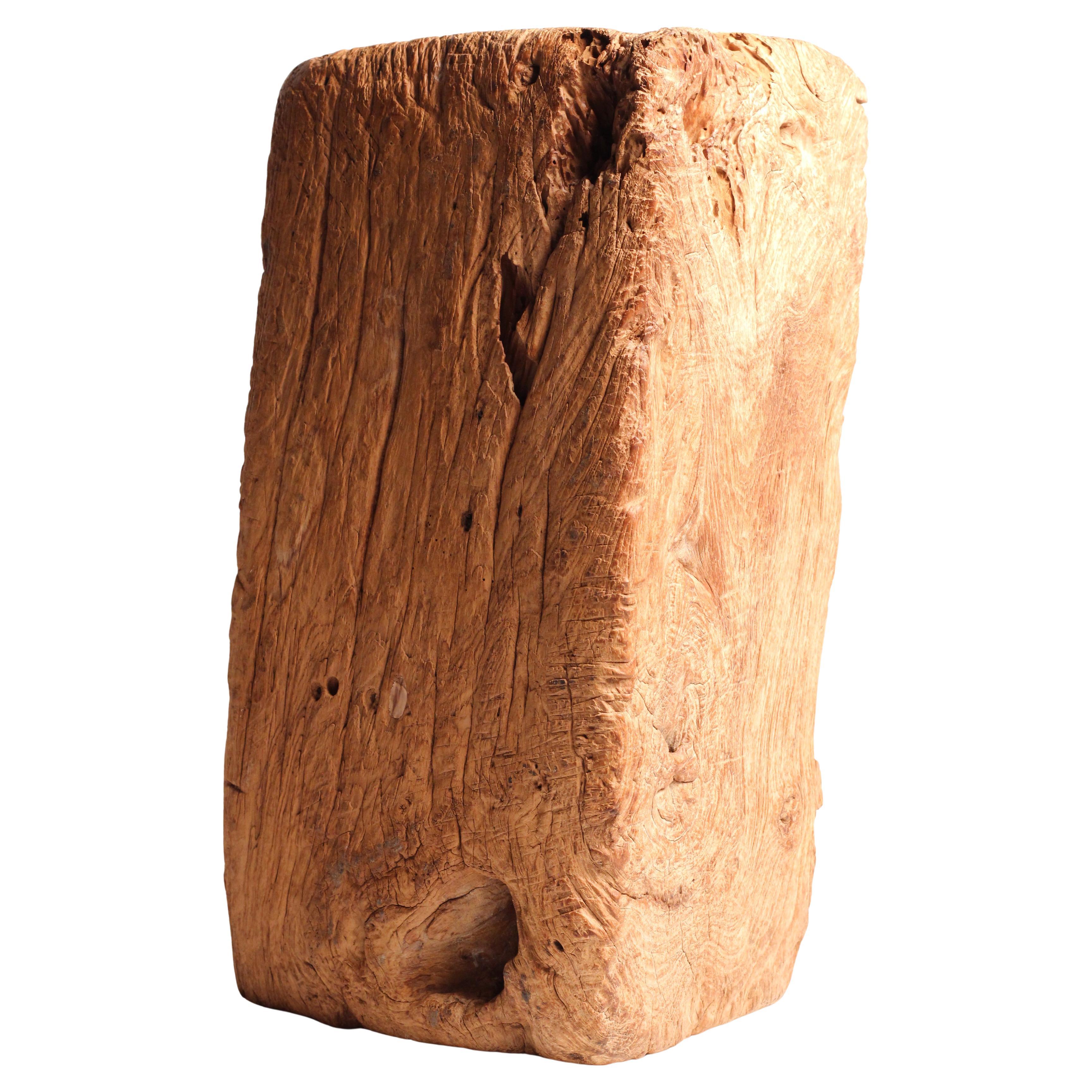 Wabi-Sabi Primitive Wooden Trough - Vessel Lombok sculpté à la main en vente 5