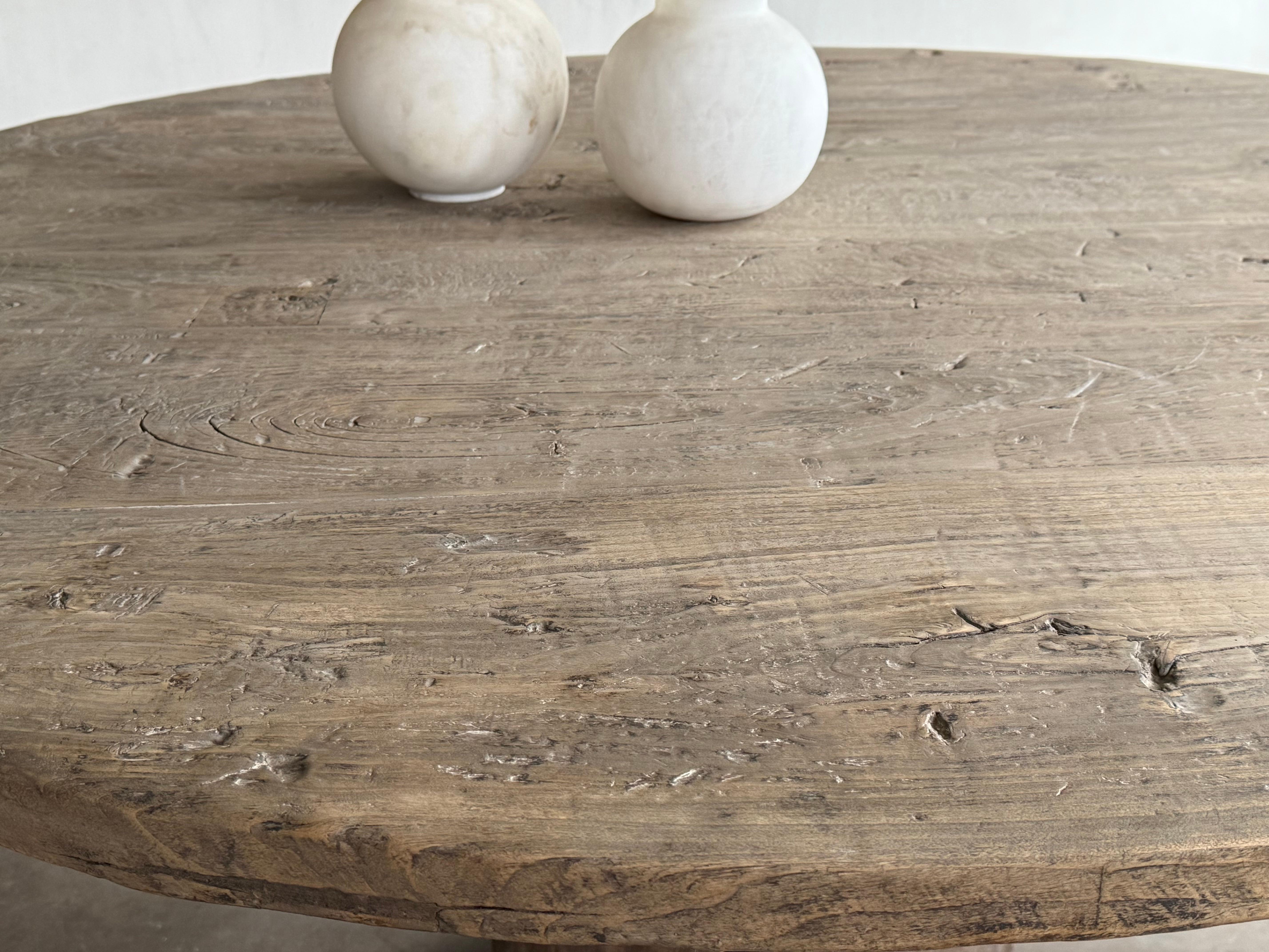 Châtaignier Table ronde Wabi Sabi en vente