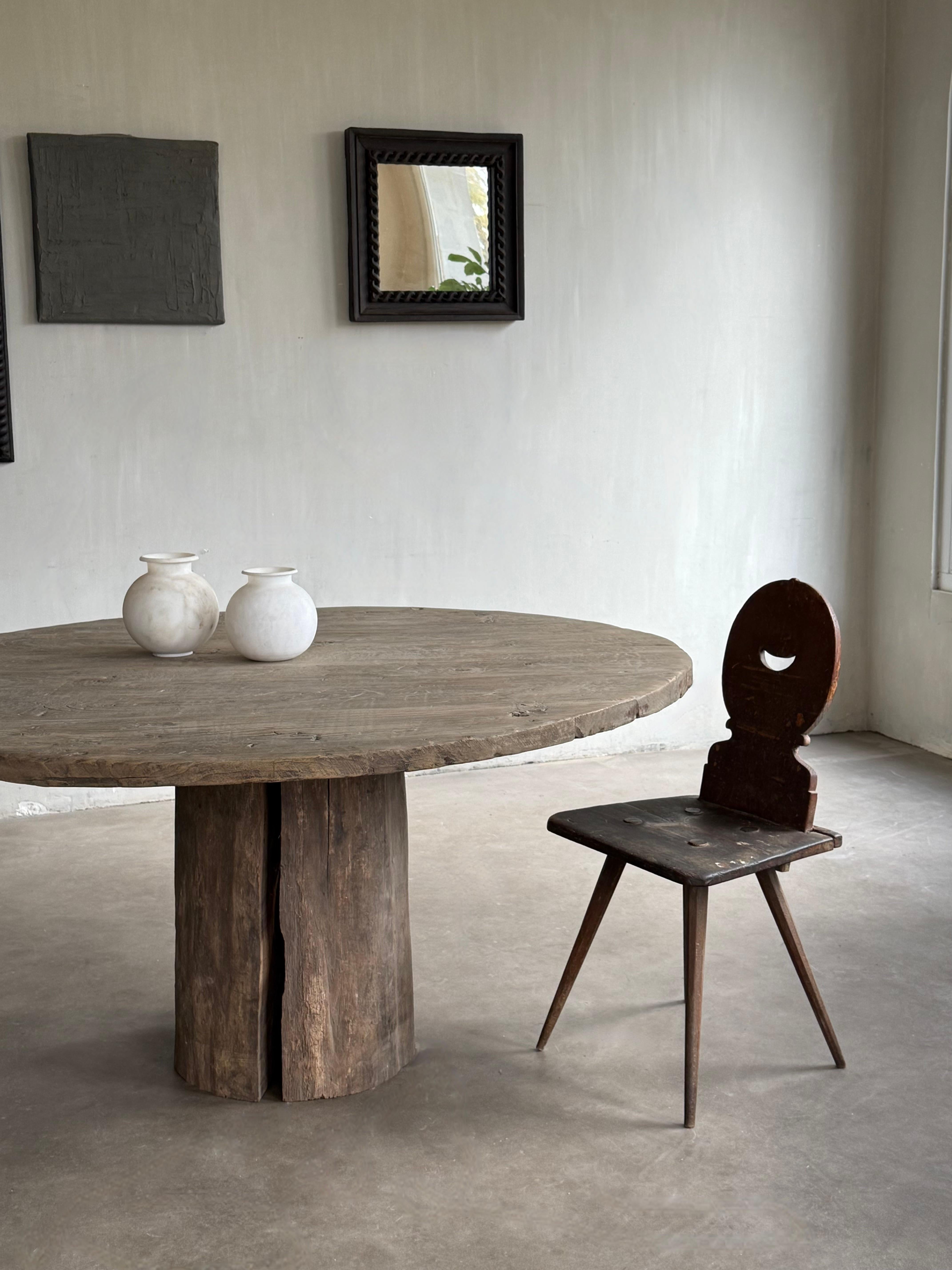 Table ronde Wabi Sabi en vente 1