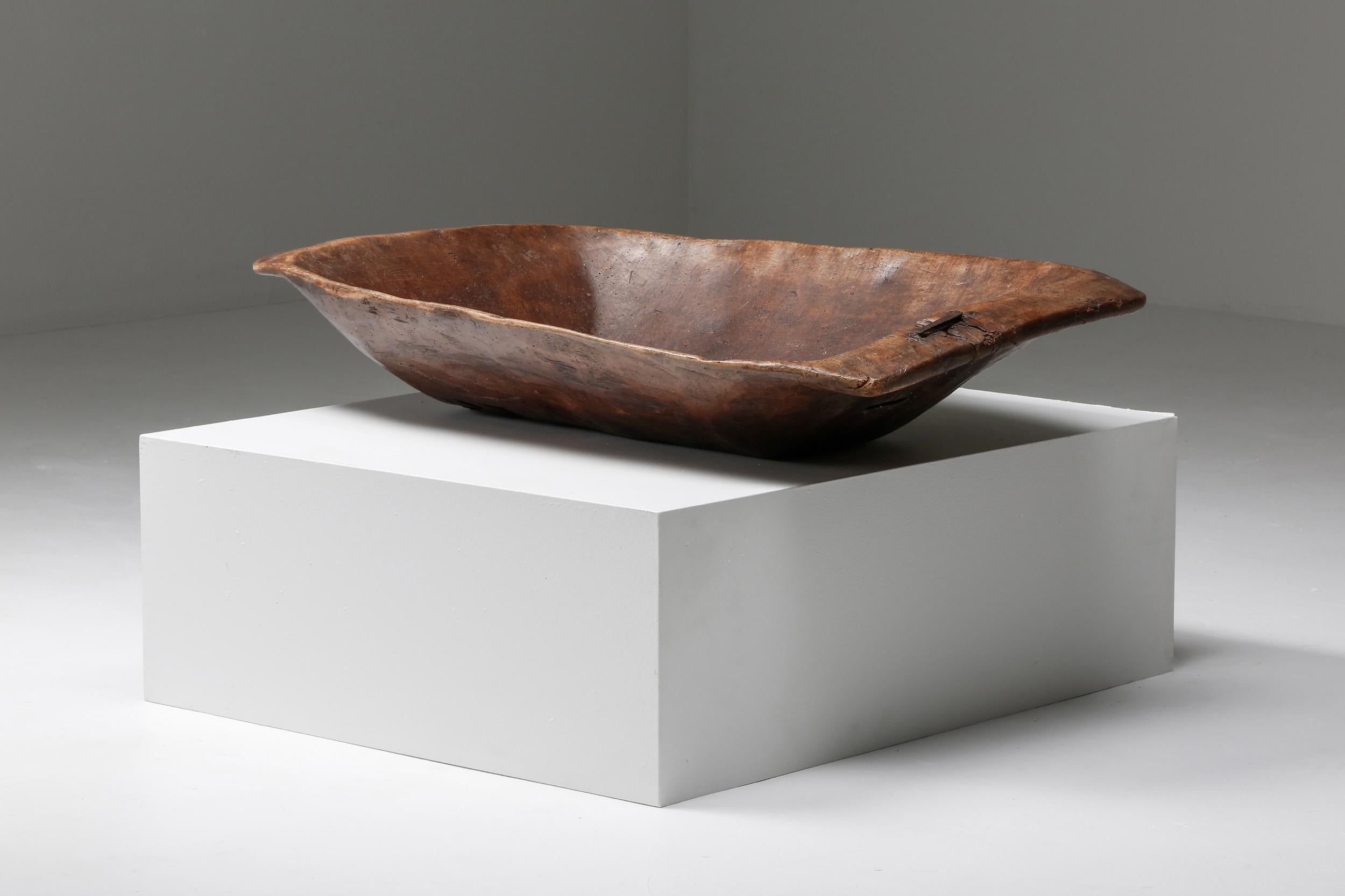 Wabi Sabi rustic XL bowl, Japanese design, Decorative bowl, Wabi Sabi

This wood bowl perfectly embodies the enduring Japanese concept of 'wabi-sabi'. Made from an ancient piece of wood characterized by significant fissures and gaps, the artist