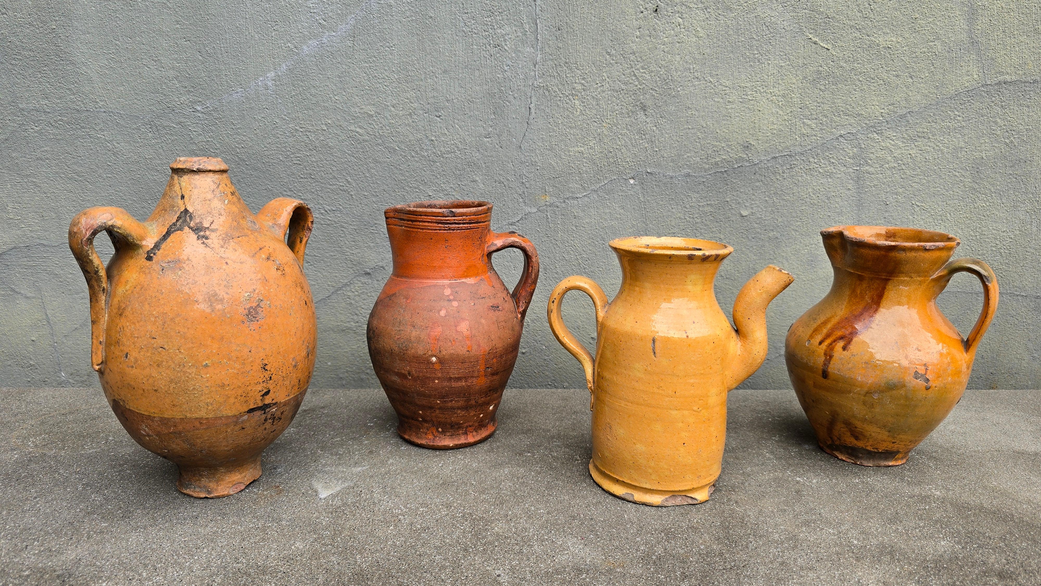 XIXe siècle Wabi-Sabi Antique Mediterranean Terracotta Jug – 19th Century Rustic Folk Potter en vente