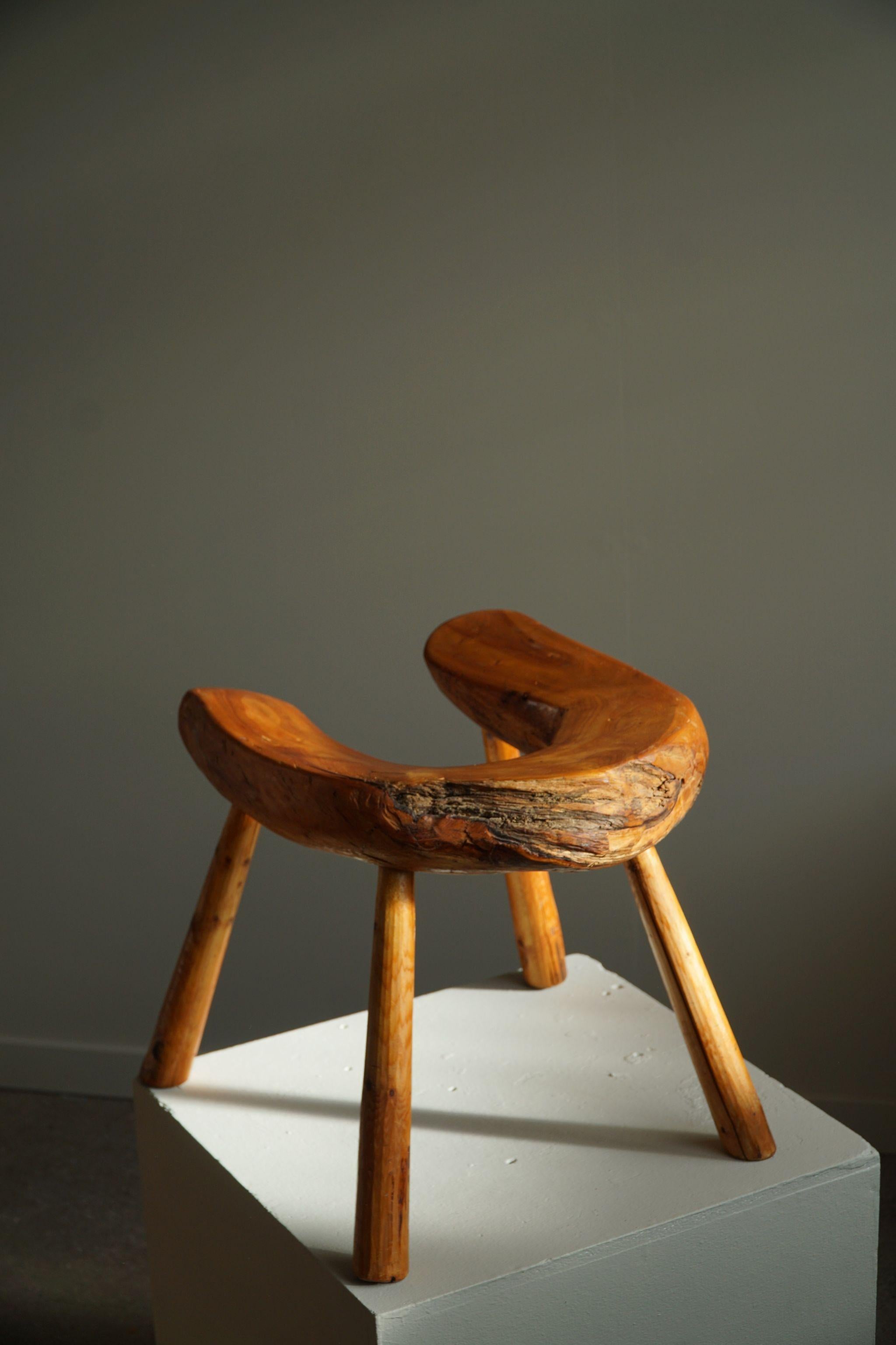 Wabi Sabi Stool in Solid Pine, Handcrafted by a Swedish Cabinetmaker, 1950s For Sale 2
