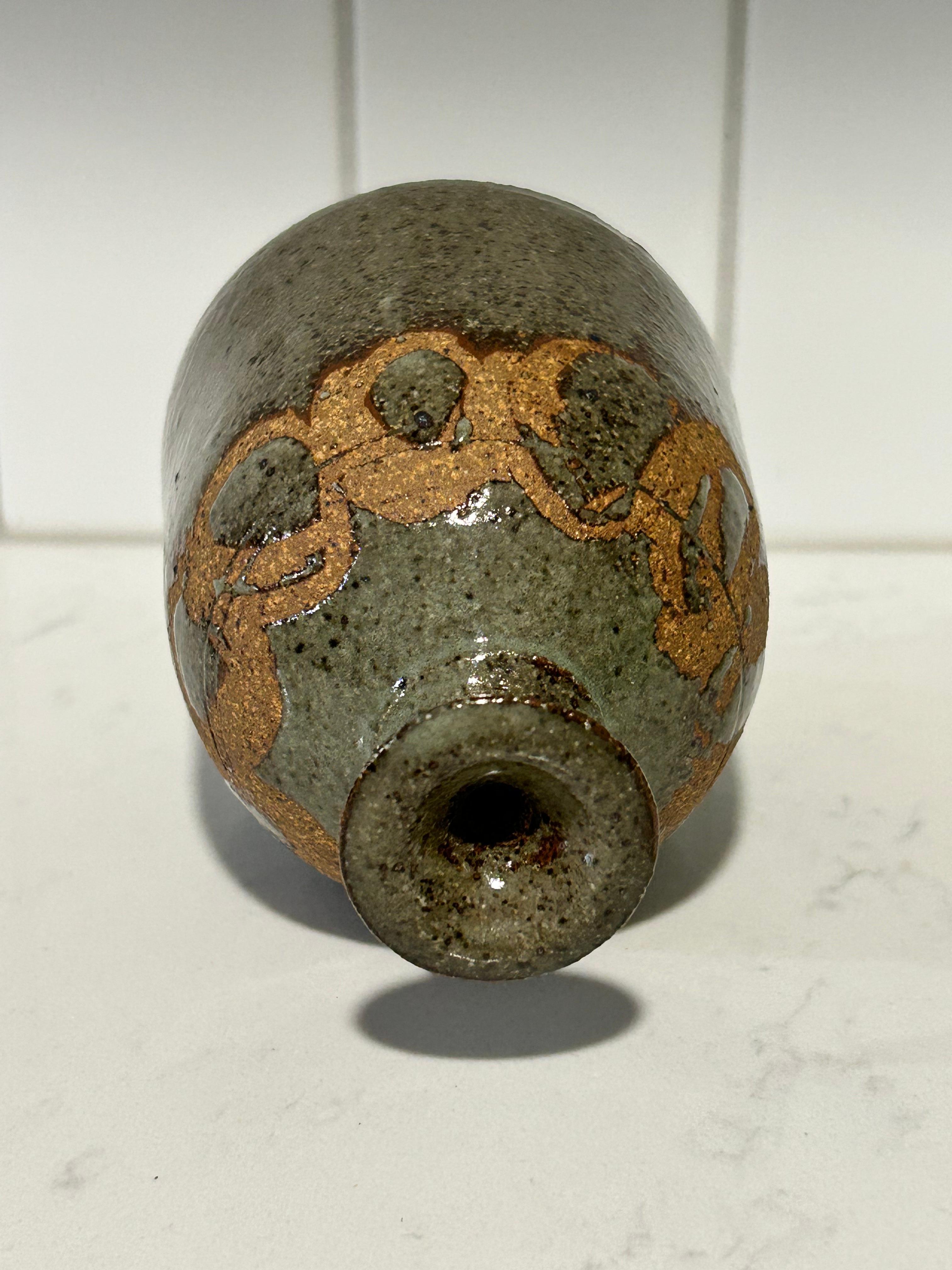 Studio-Keramik im Wabi-Sabi-Stil (Handgefertigt) im Angebot