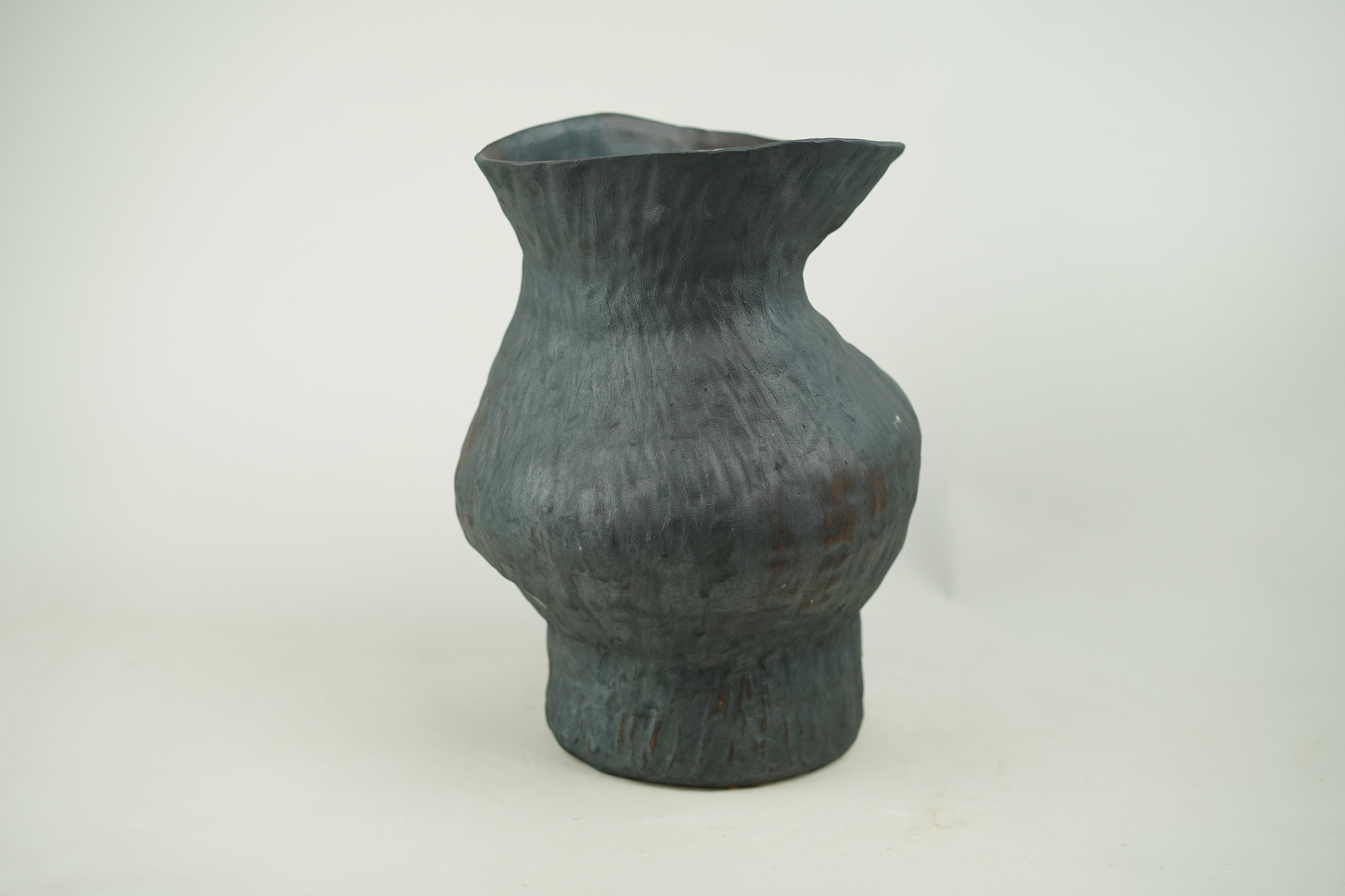 Wabi Sabi Surface Vase, Available in 2 Colours For Sale 3