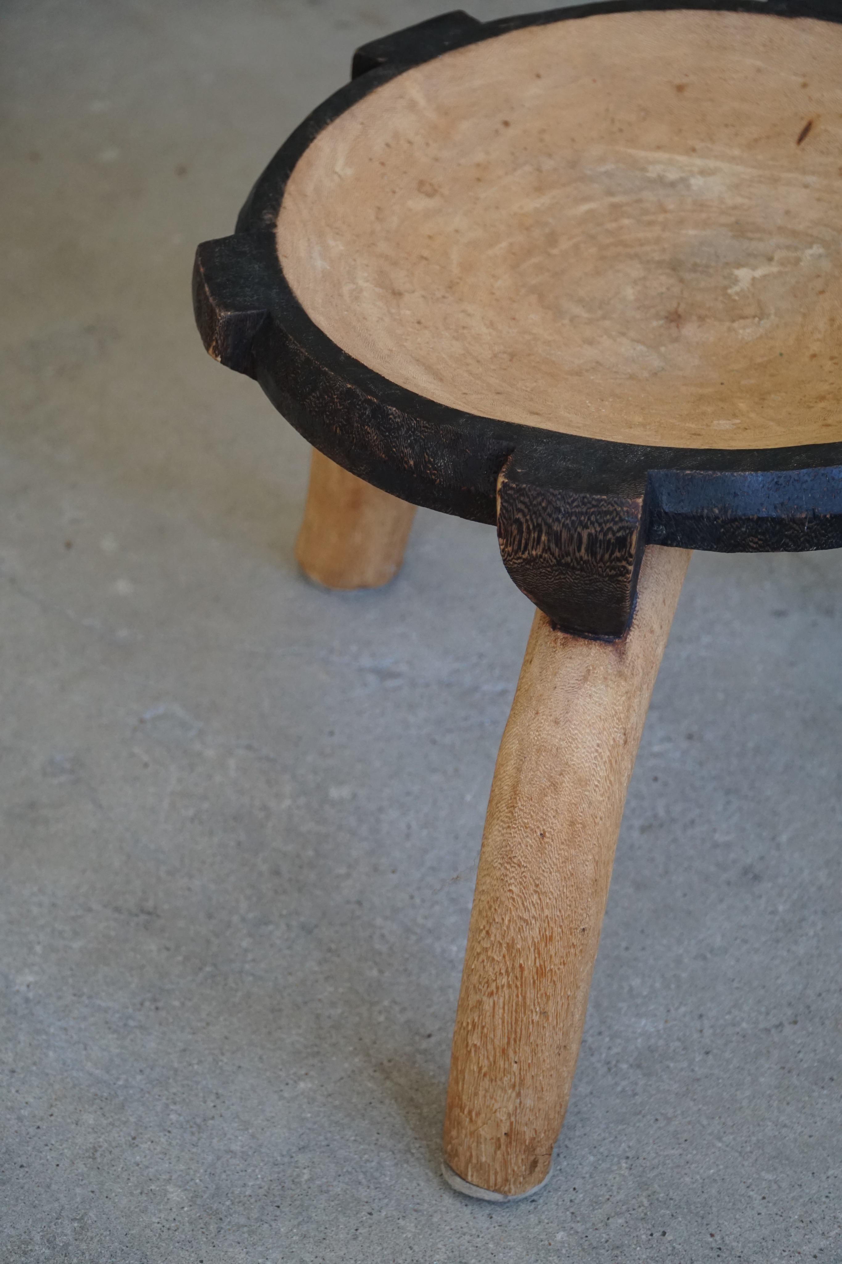 Wabi Sabi Tripod Stool / Side Table in Solid Wood, Scandinavia, 1950s For Sale 4