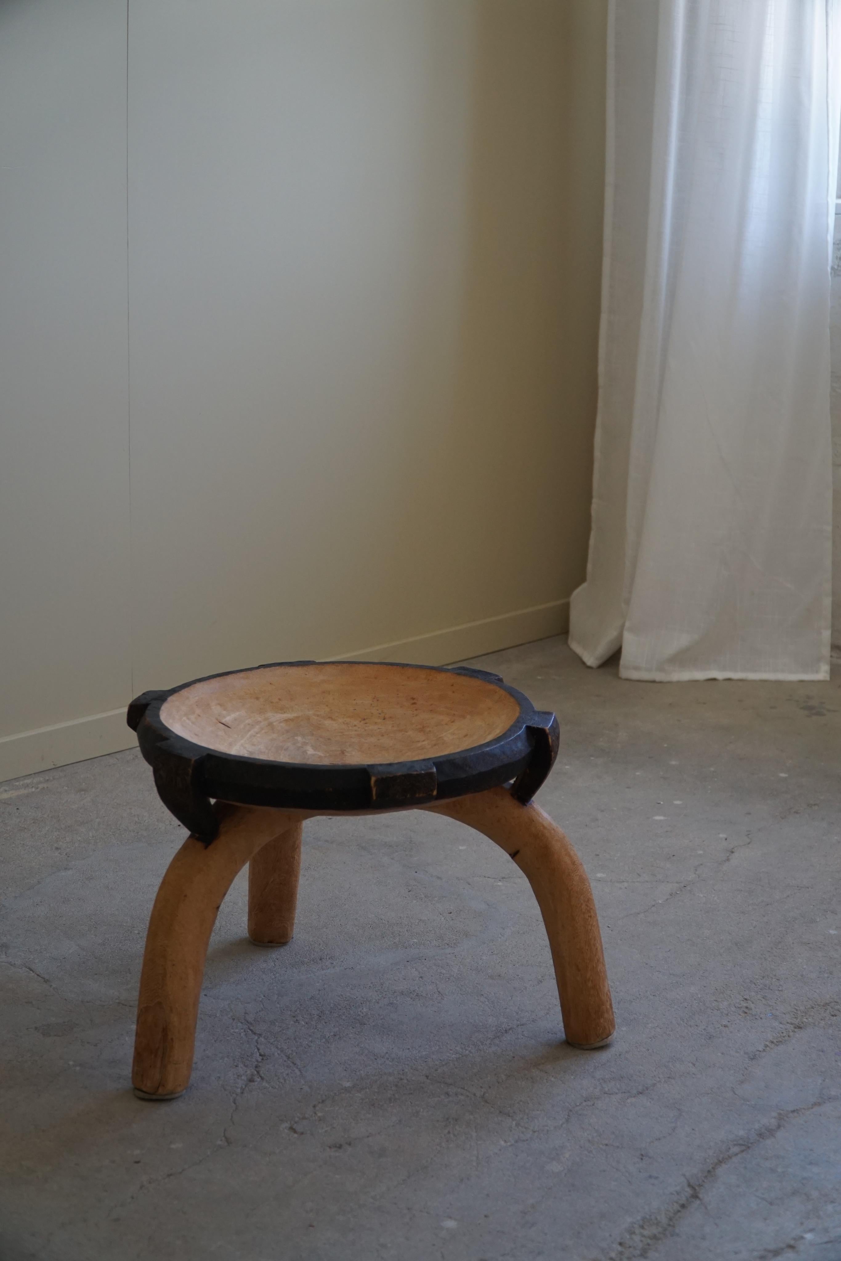 Wabi Sabi Tripod Stool / Side Table in Solid Wood, Scandinavia, 1950s For Sale 1