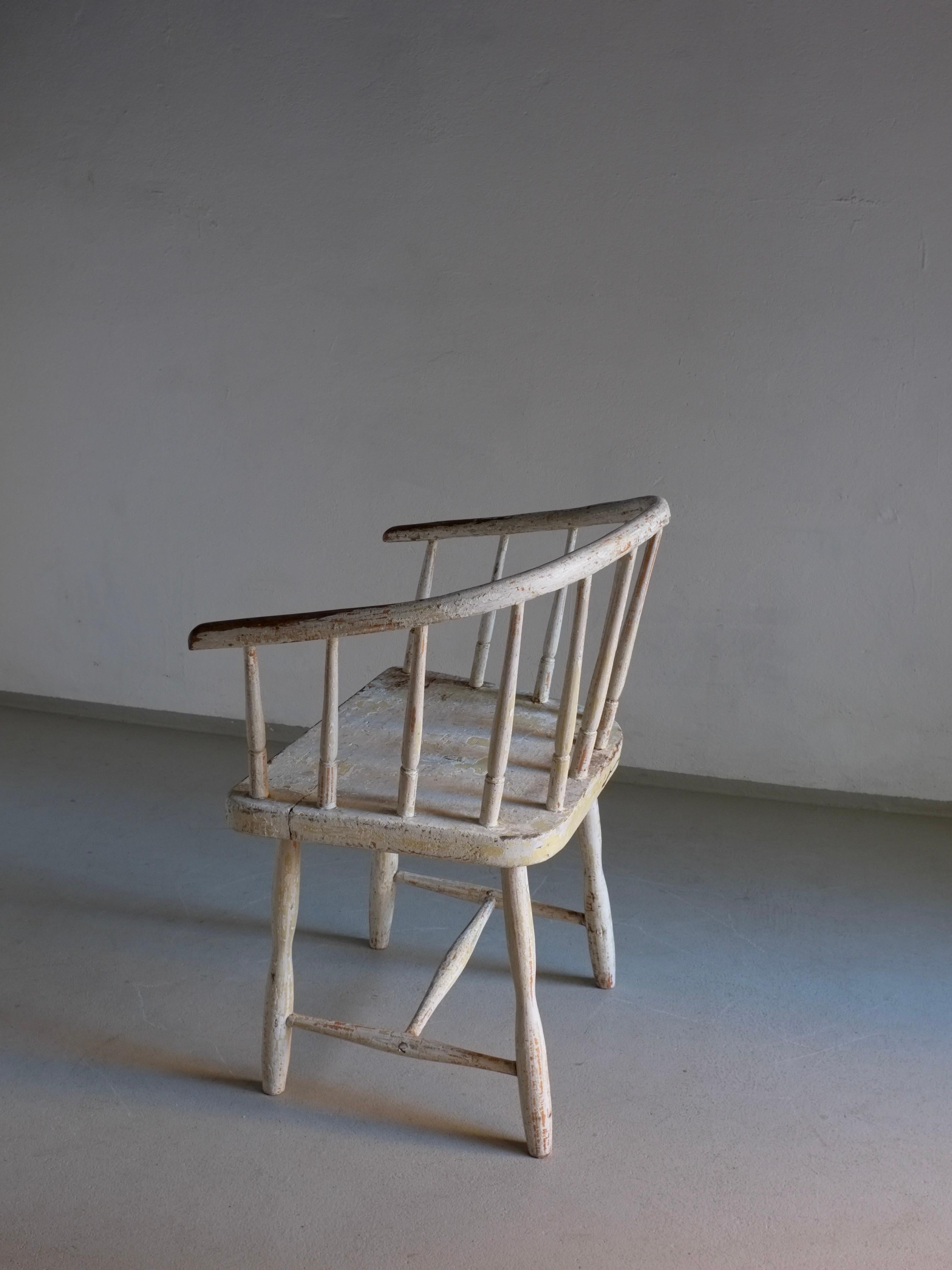Sillón blanco Wabi Sabi, Letonia, 1900 Madera en venta