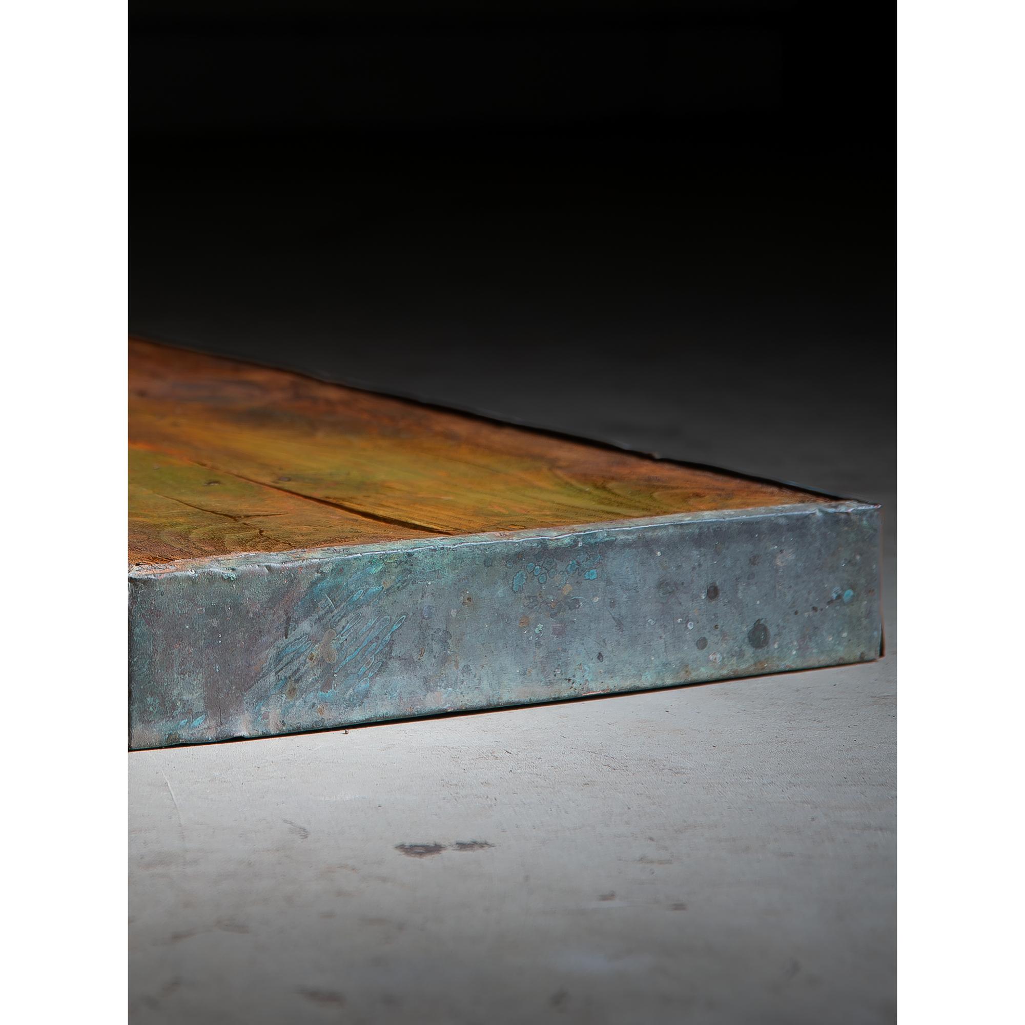 decoración de pared/armario vintage de madera oxidada y cobre patinado. pieza de arte wabi sabi en venta 2
